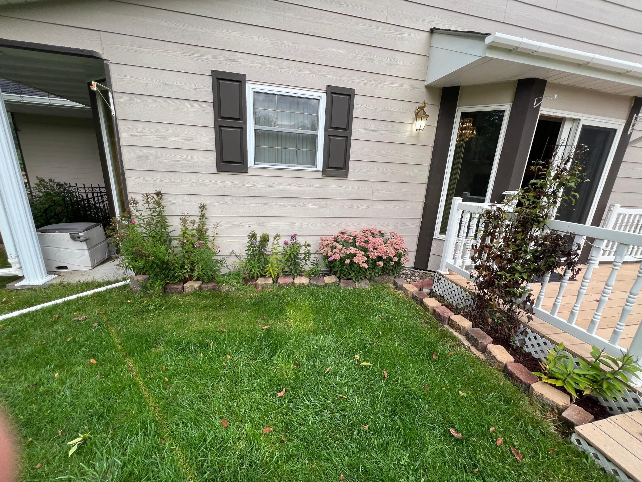 2320 Cedarcrest Court