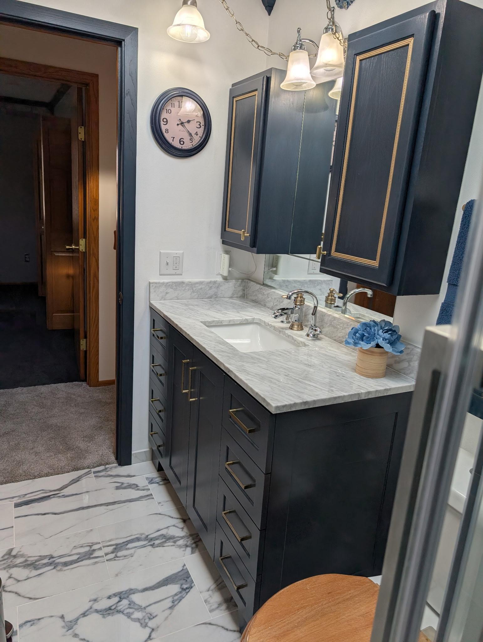 2320 Cedarcrest Court