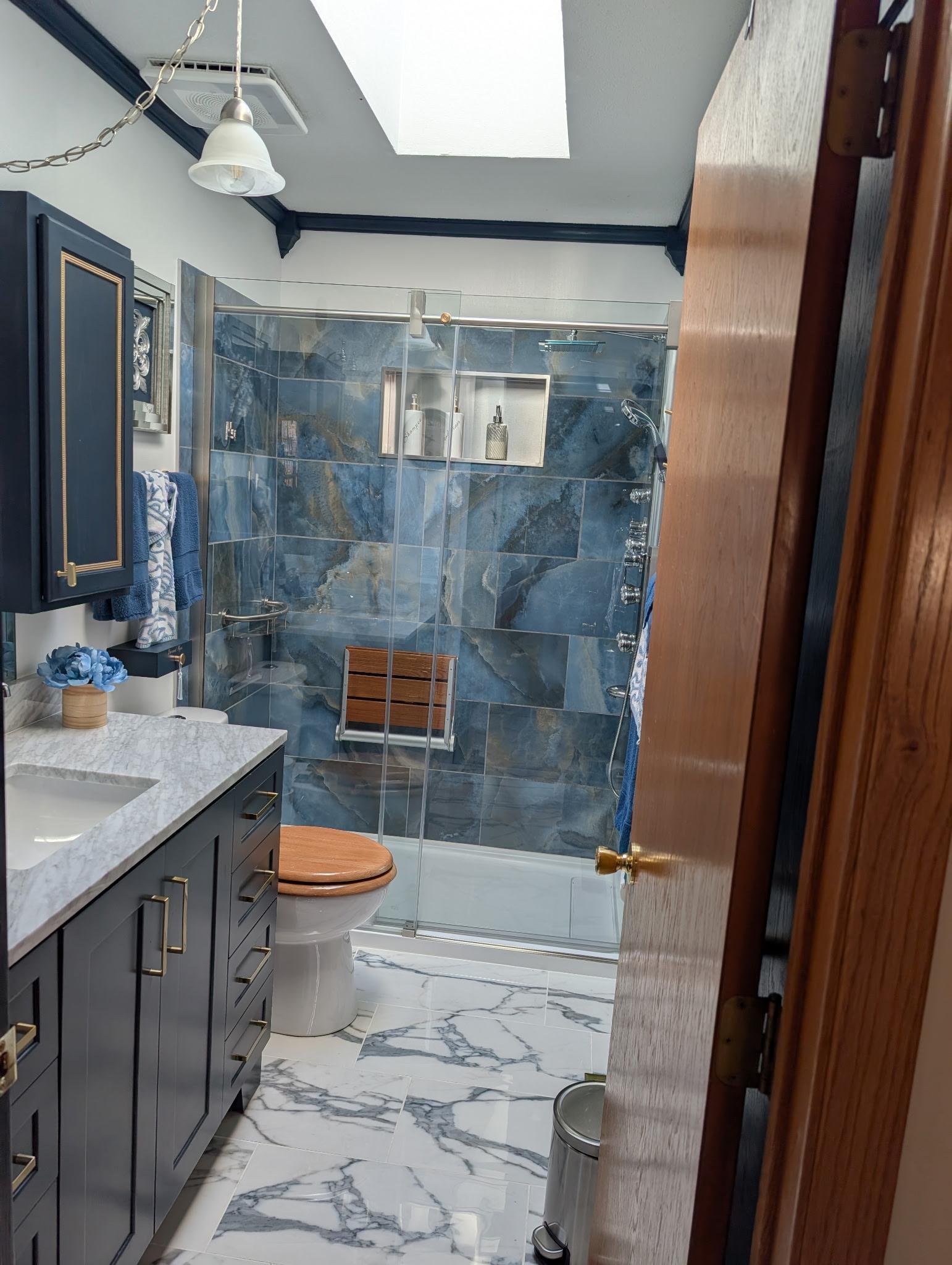 2320 Cedarcrest Court