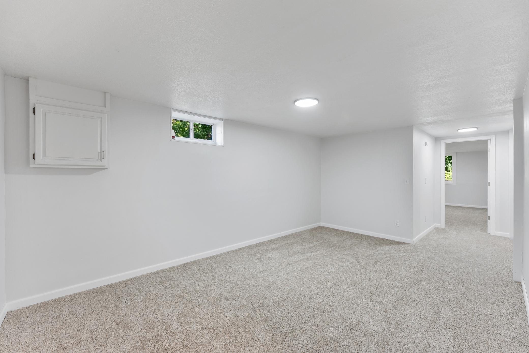 608 S Brookview Lane