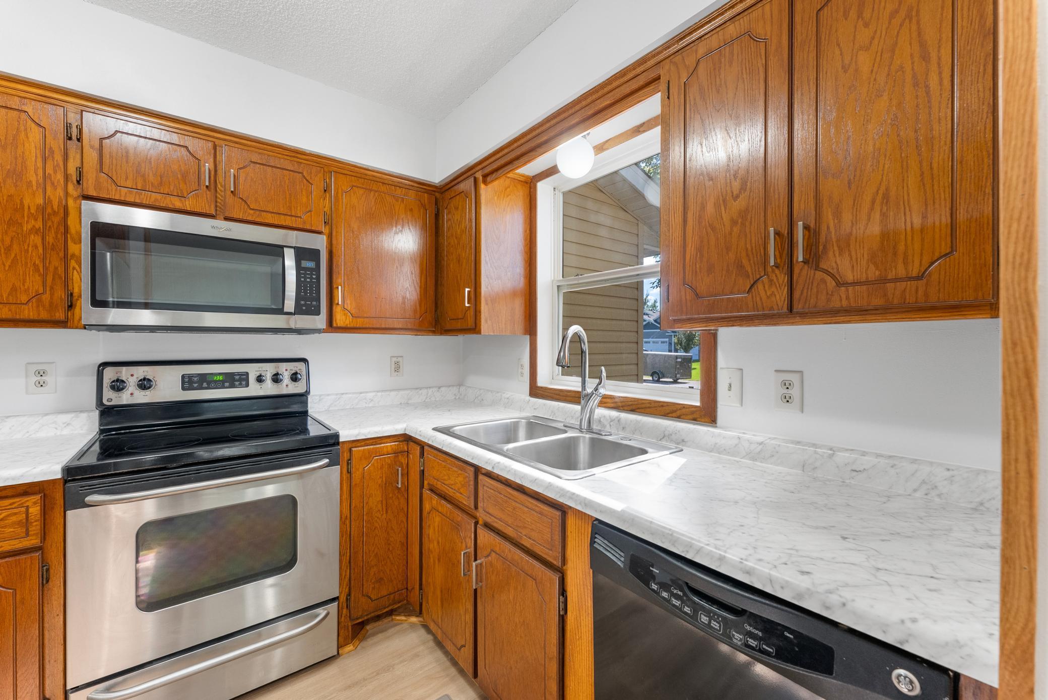 608 S Brookview Lane