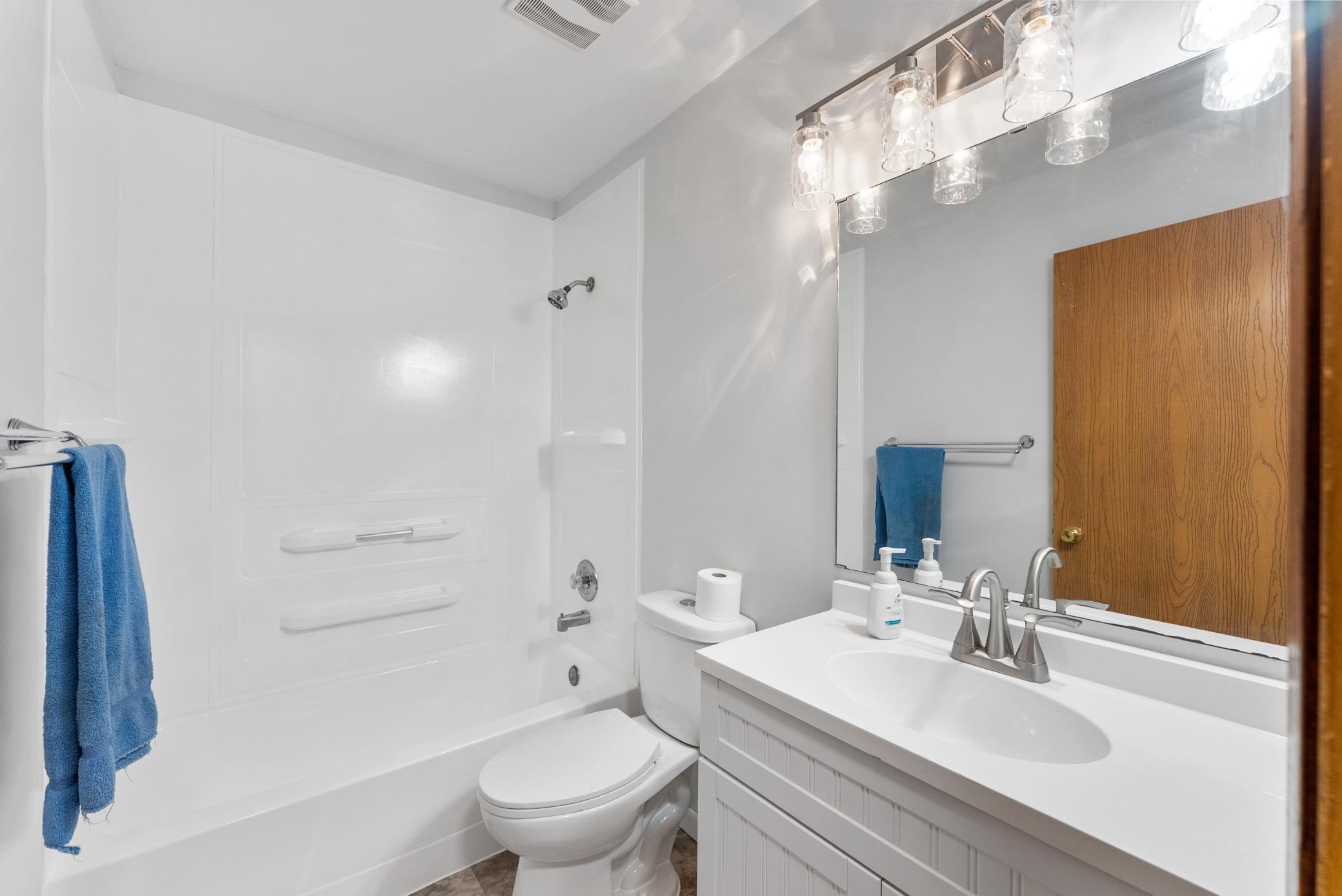 608 S Brookview Lane