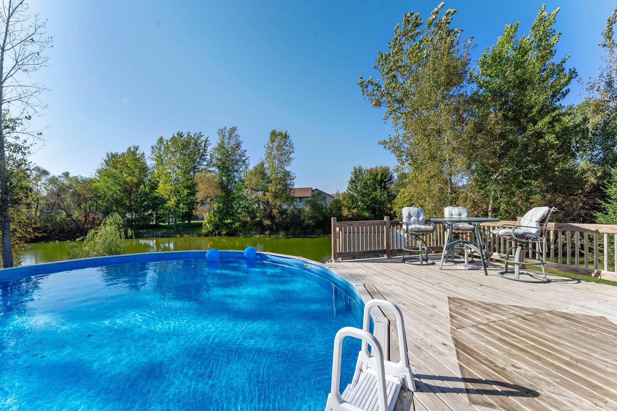 676 Elins Lake Road SE