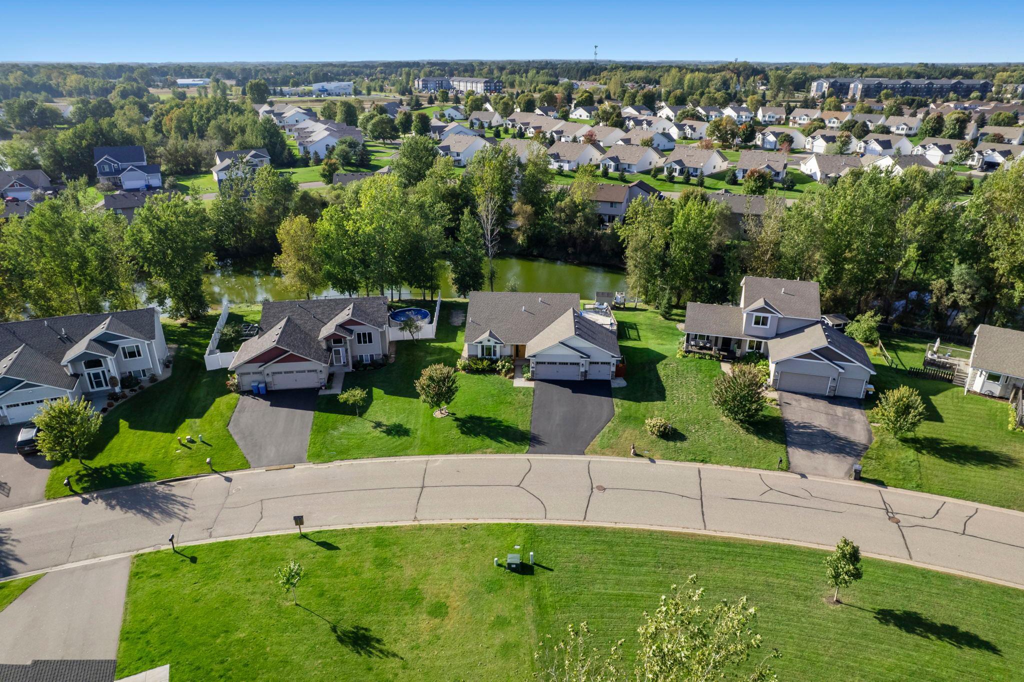 676 Elins Lake Road SE