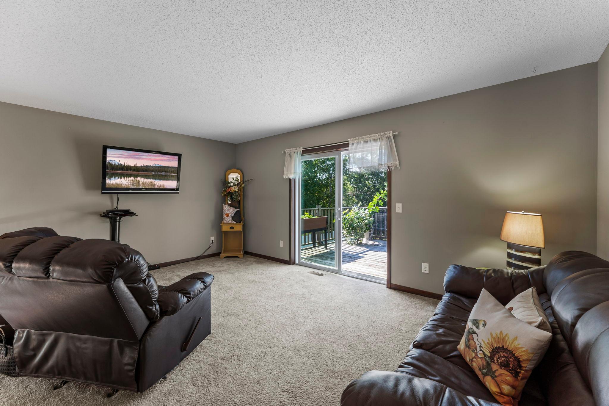 676 Elins Lake Road SE