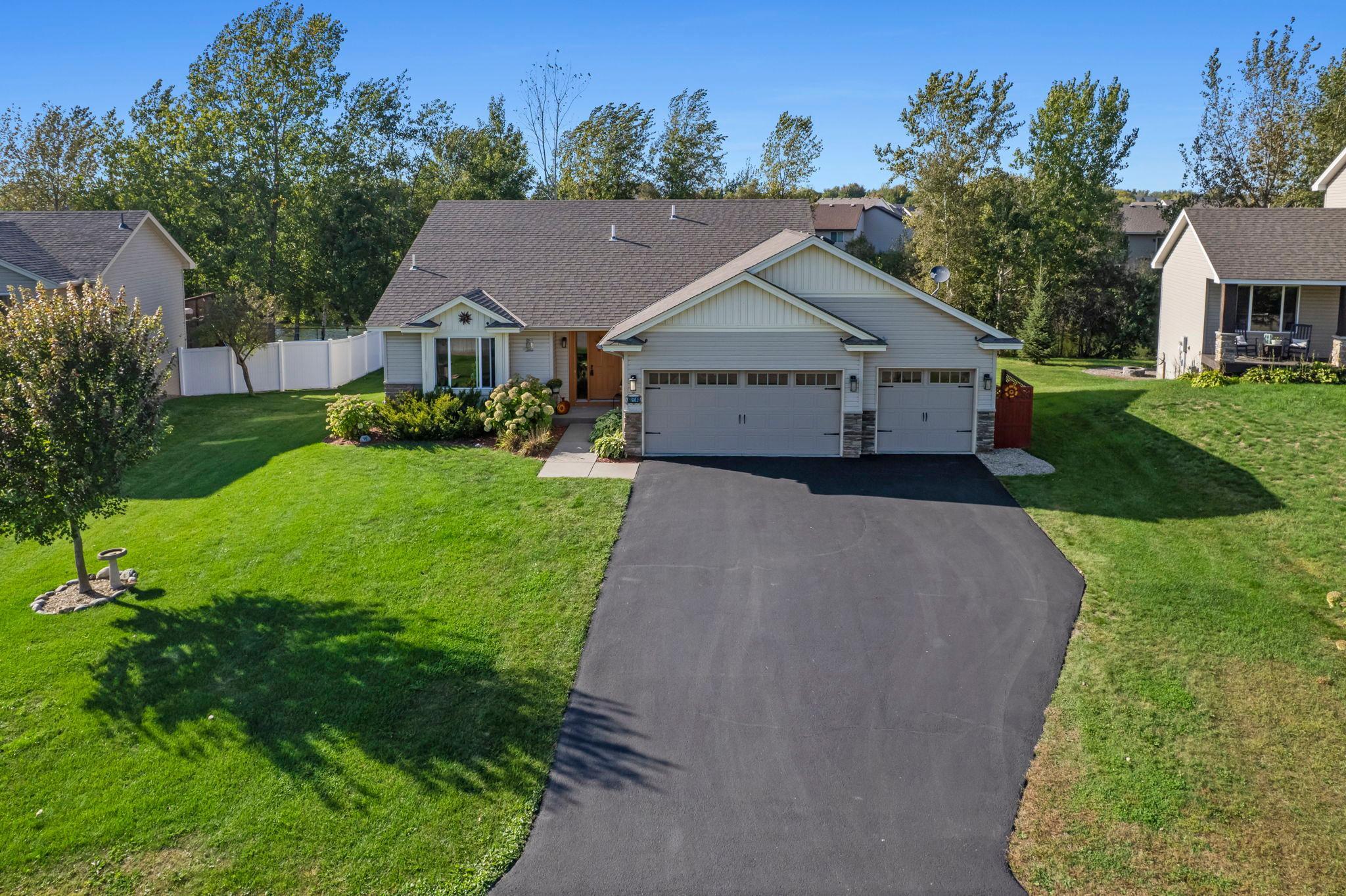 676 Elins Lake Road SE