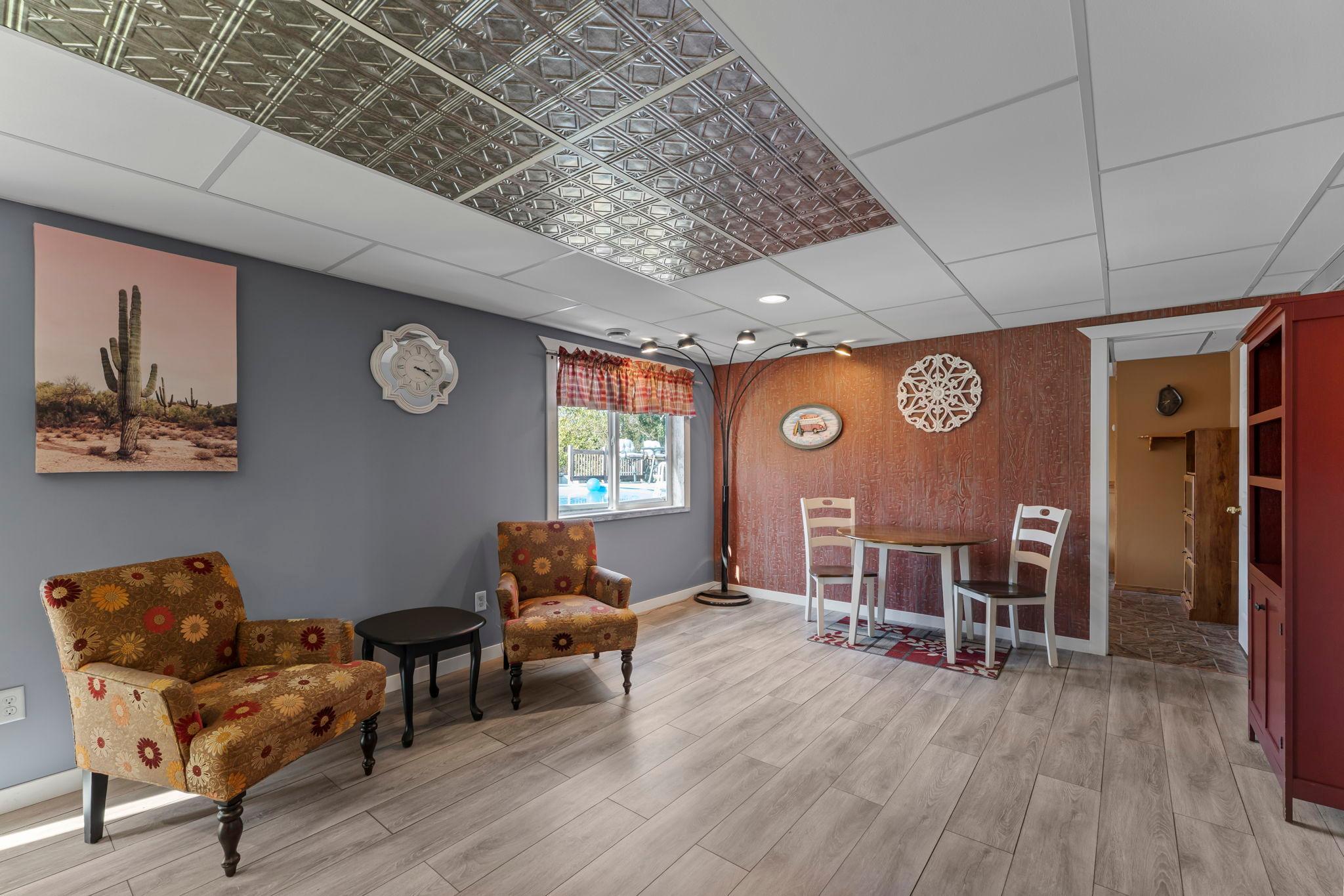 676 Elins Lake Road SE