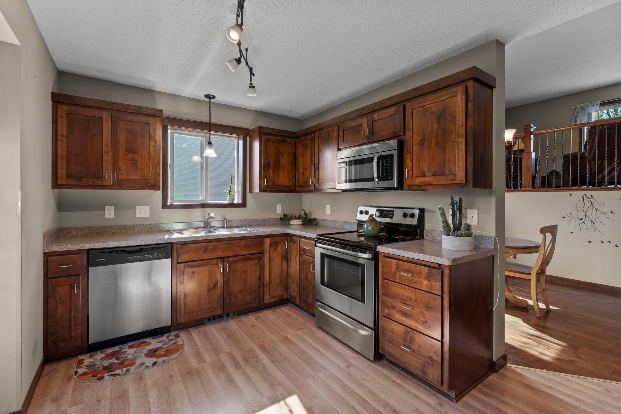 676 Elins Lake Road SE