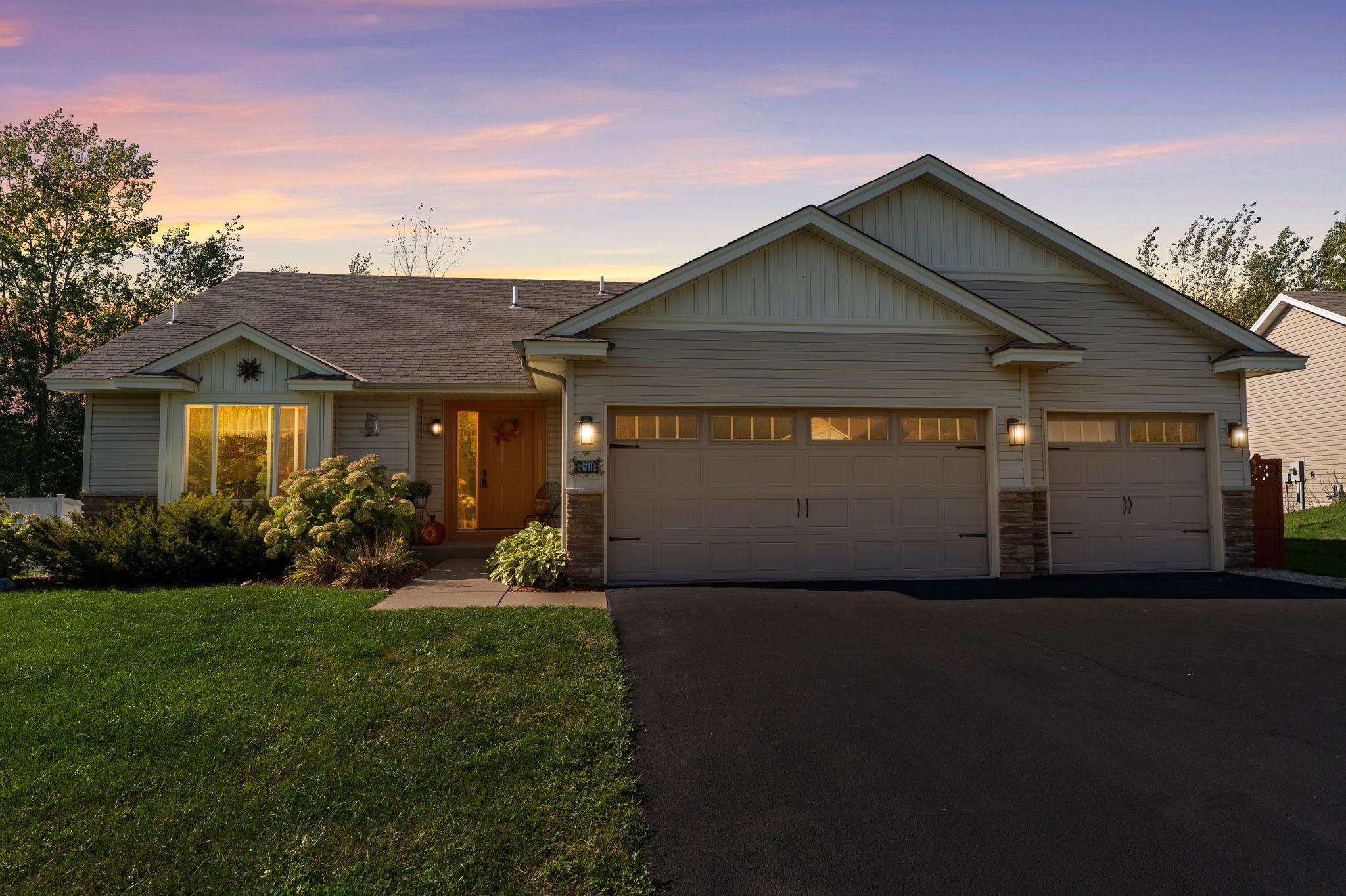 676 Elins Lake Road SE