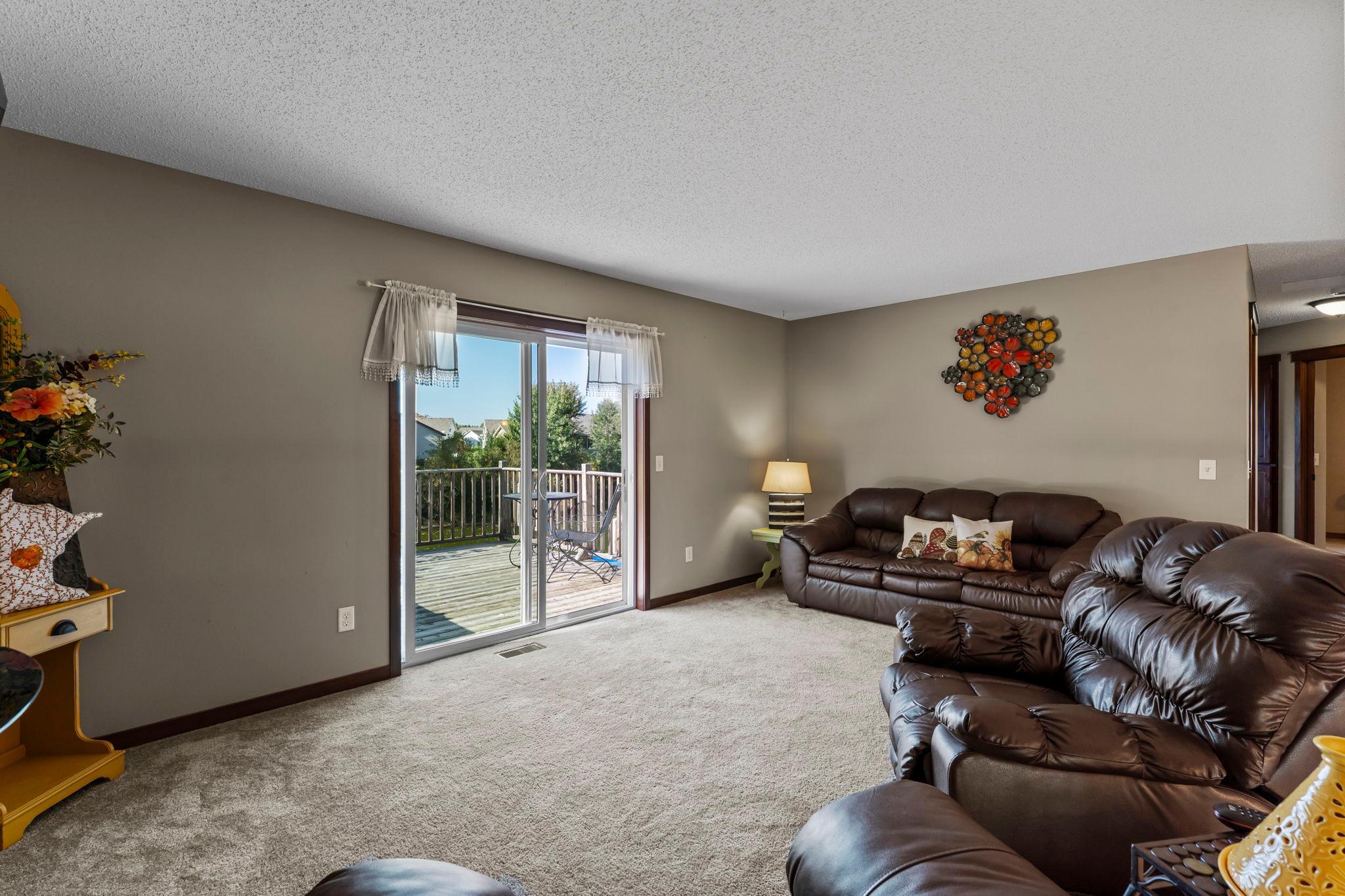 676 Elins Lake Road SE