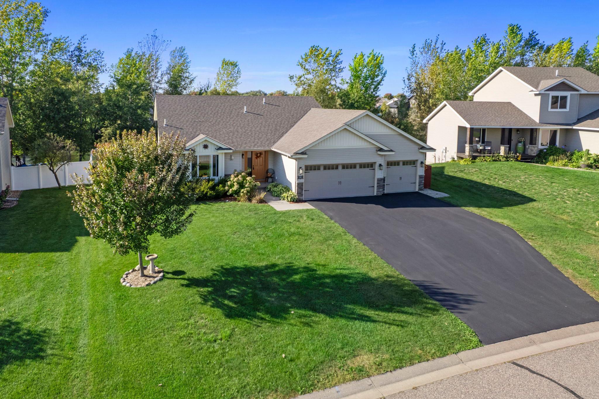 676 Elins Lake Road SE