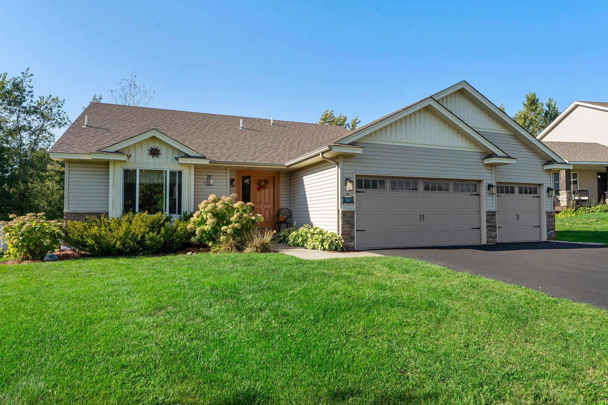 676 Elins Lake Road SE