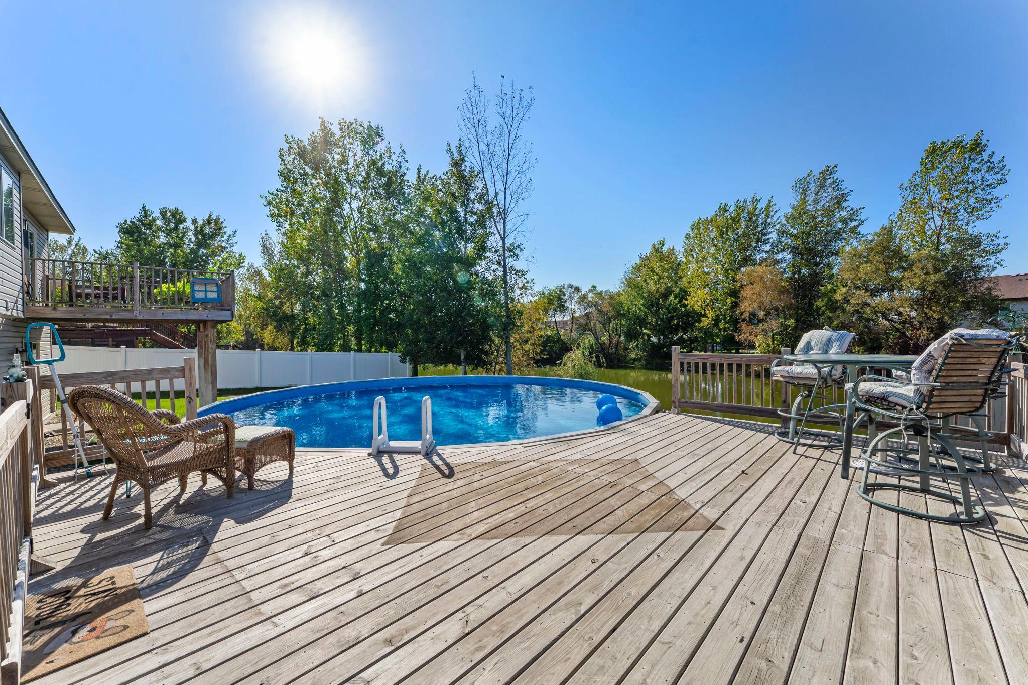 676 Elins Lake Road SE