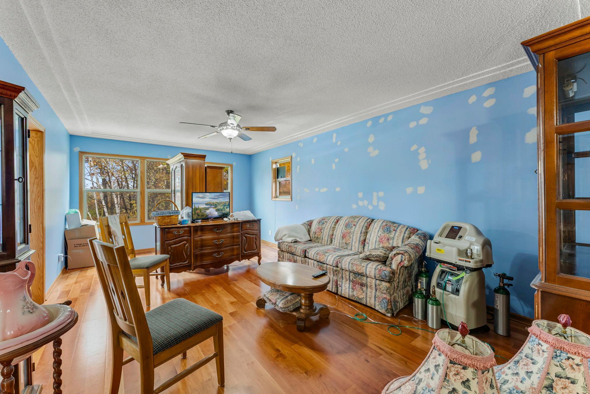 24923 Durant Street NE