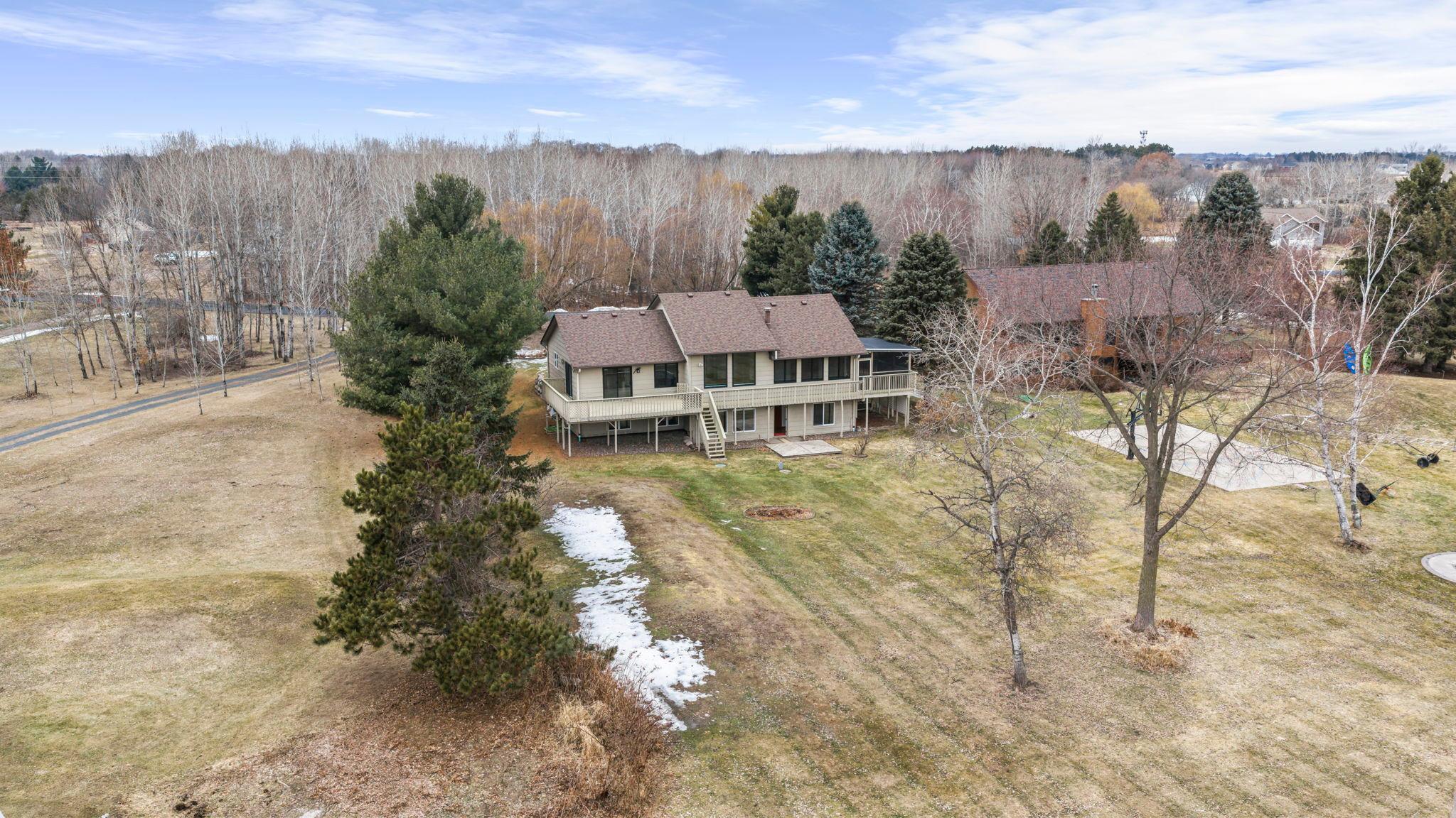 31883 Lakeway Drive NE