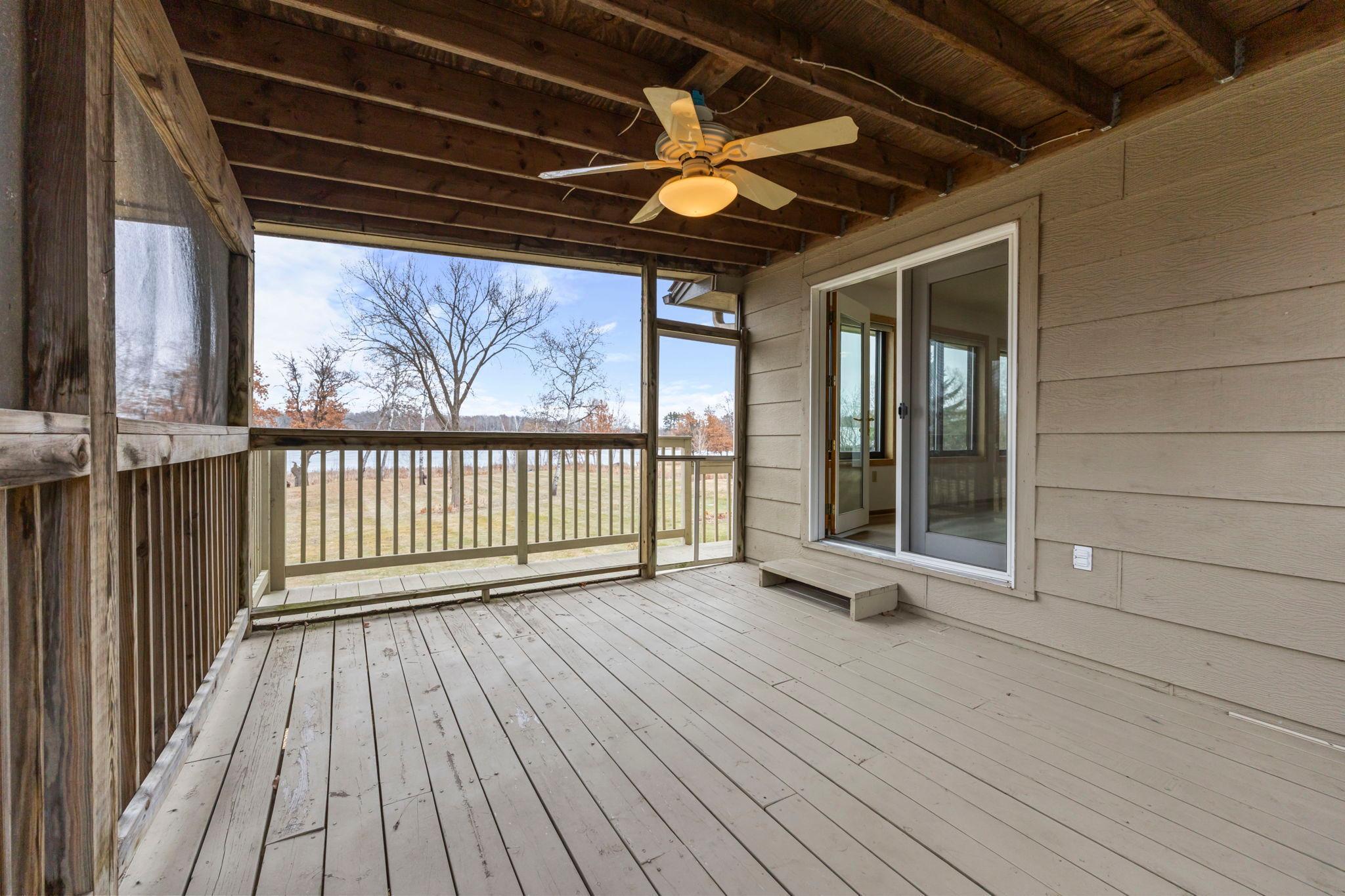 31883 Lakeway Drive NE