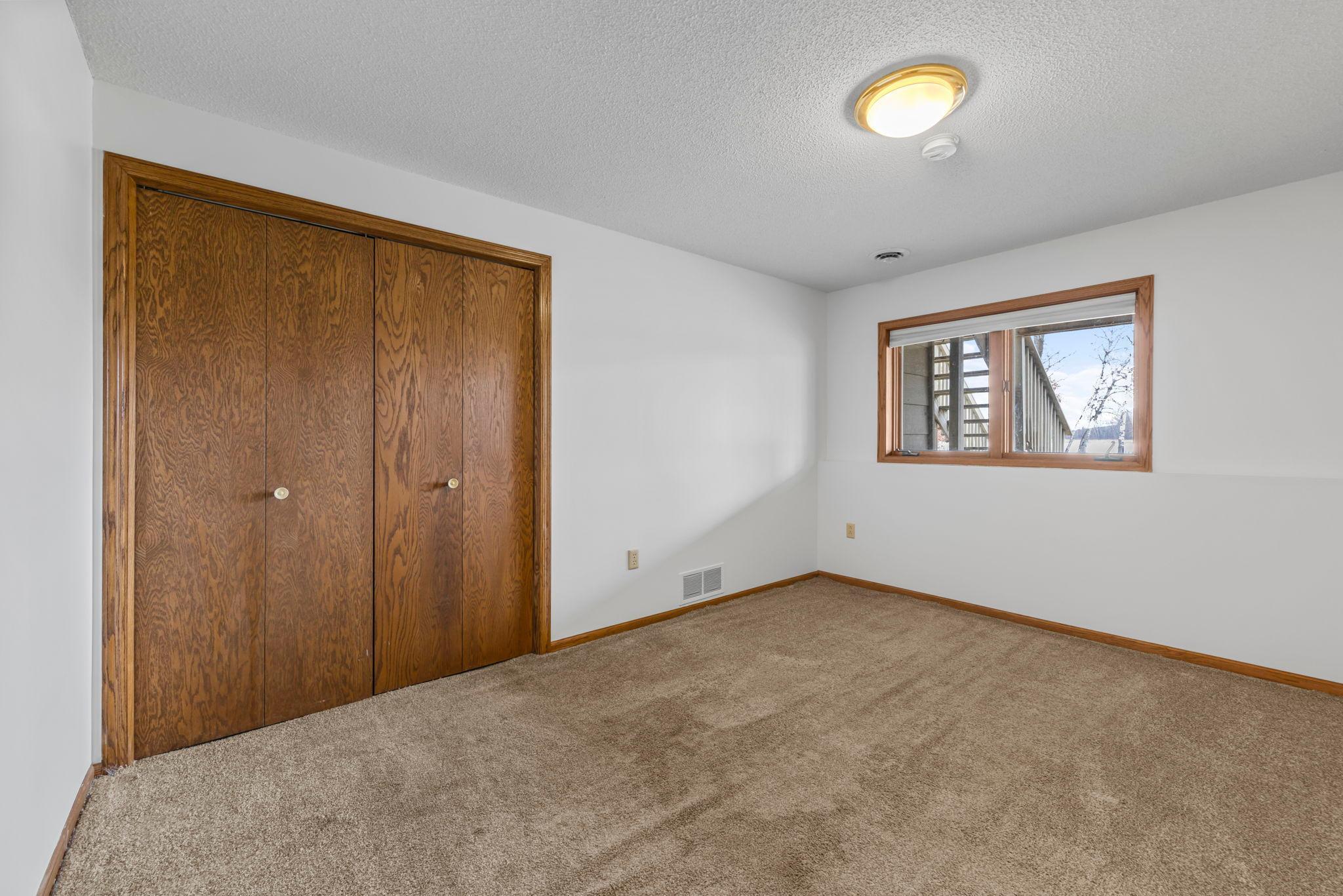 31883 Lakeway Drive NE