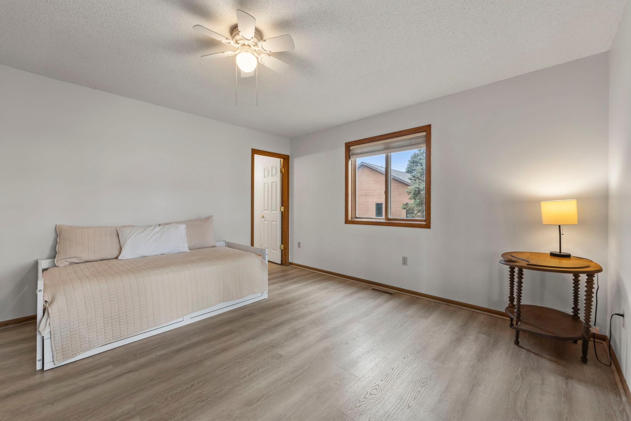 31883 Lakeway Drive NE