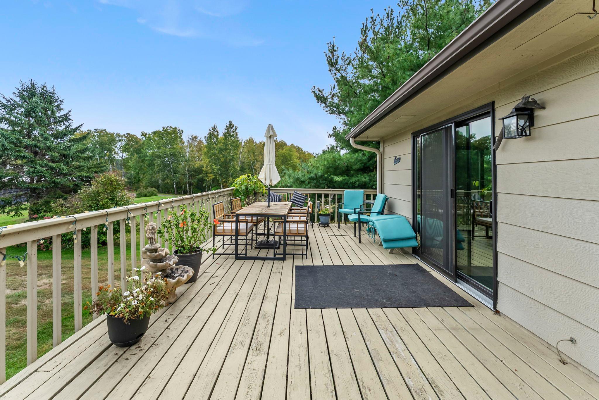 31883 Lakeway Drive NE