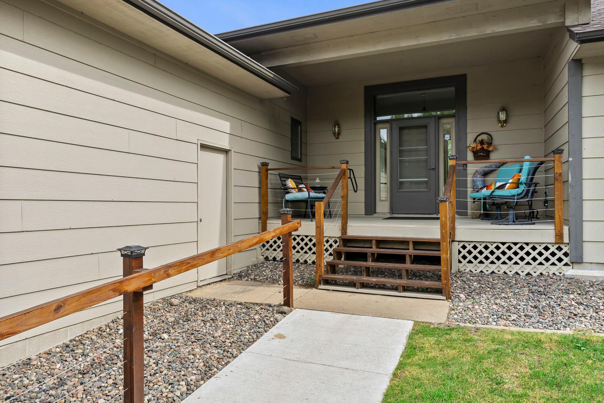 31883 Lakeway Drive NE