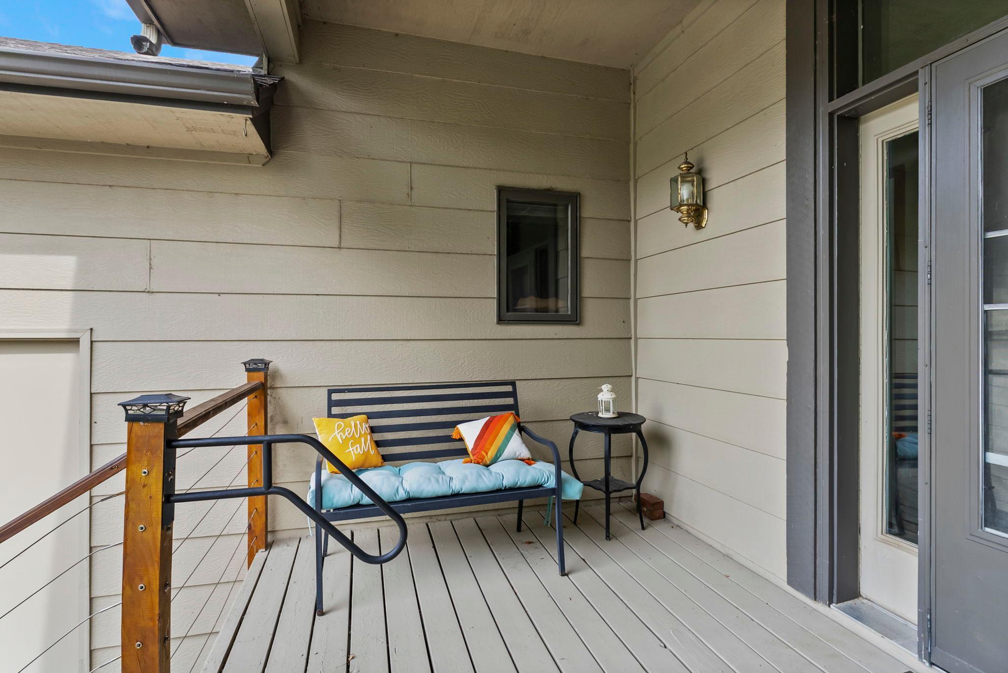 31883 Lakeway Drive NE