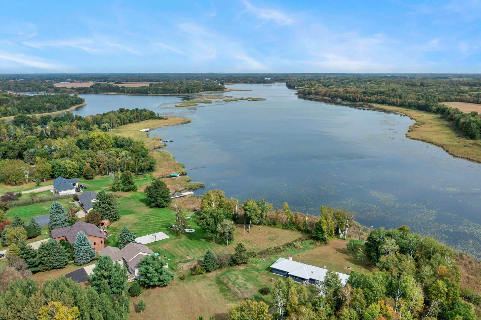 31883 Lakeway Drive NE