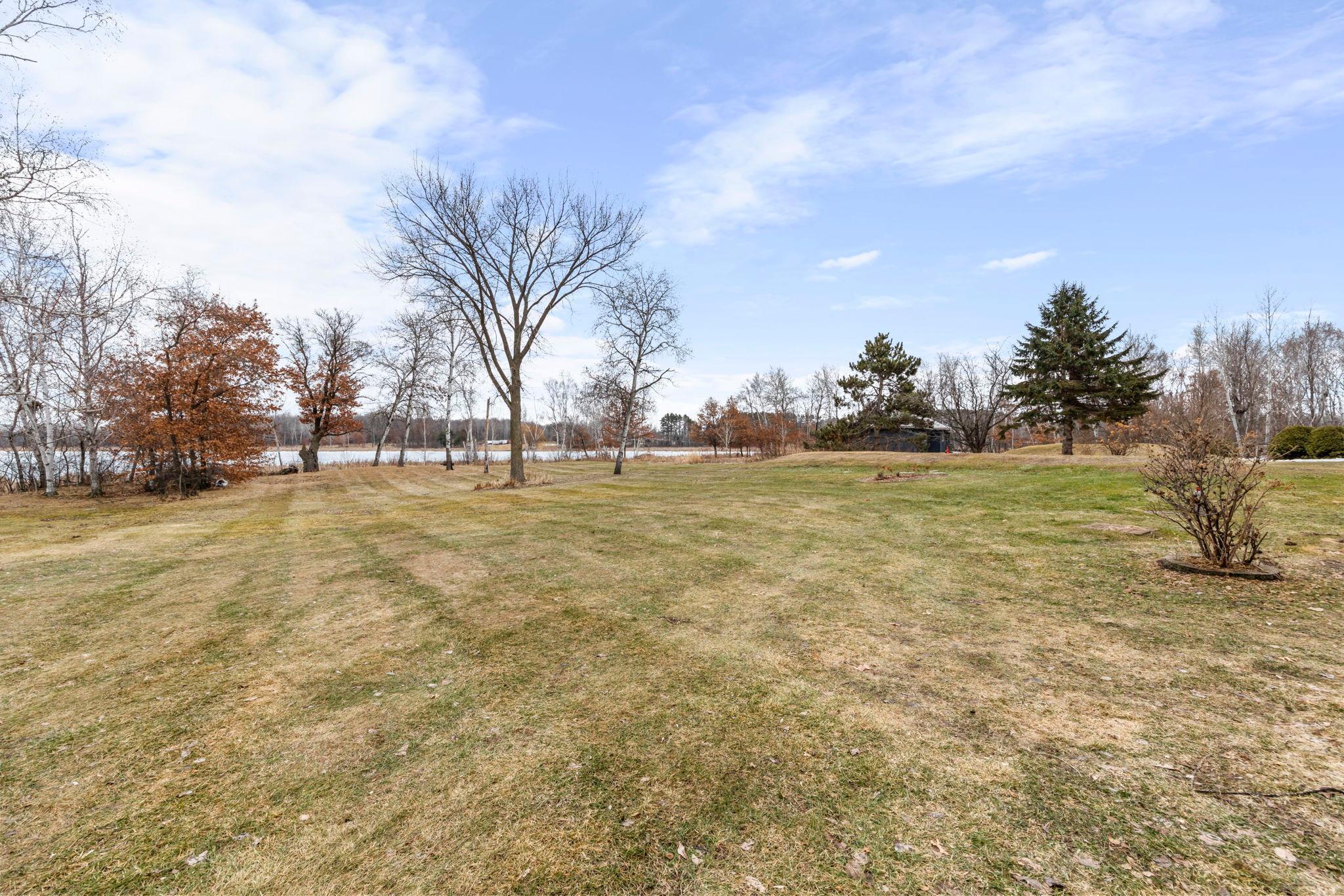 31883 Lakeway Drive NE