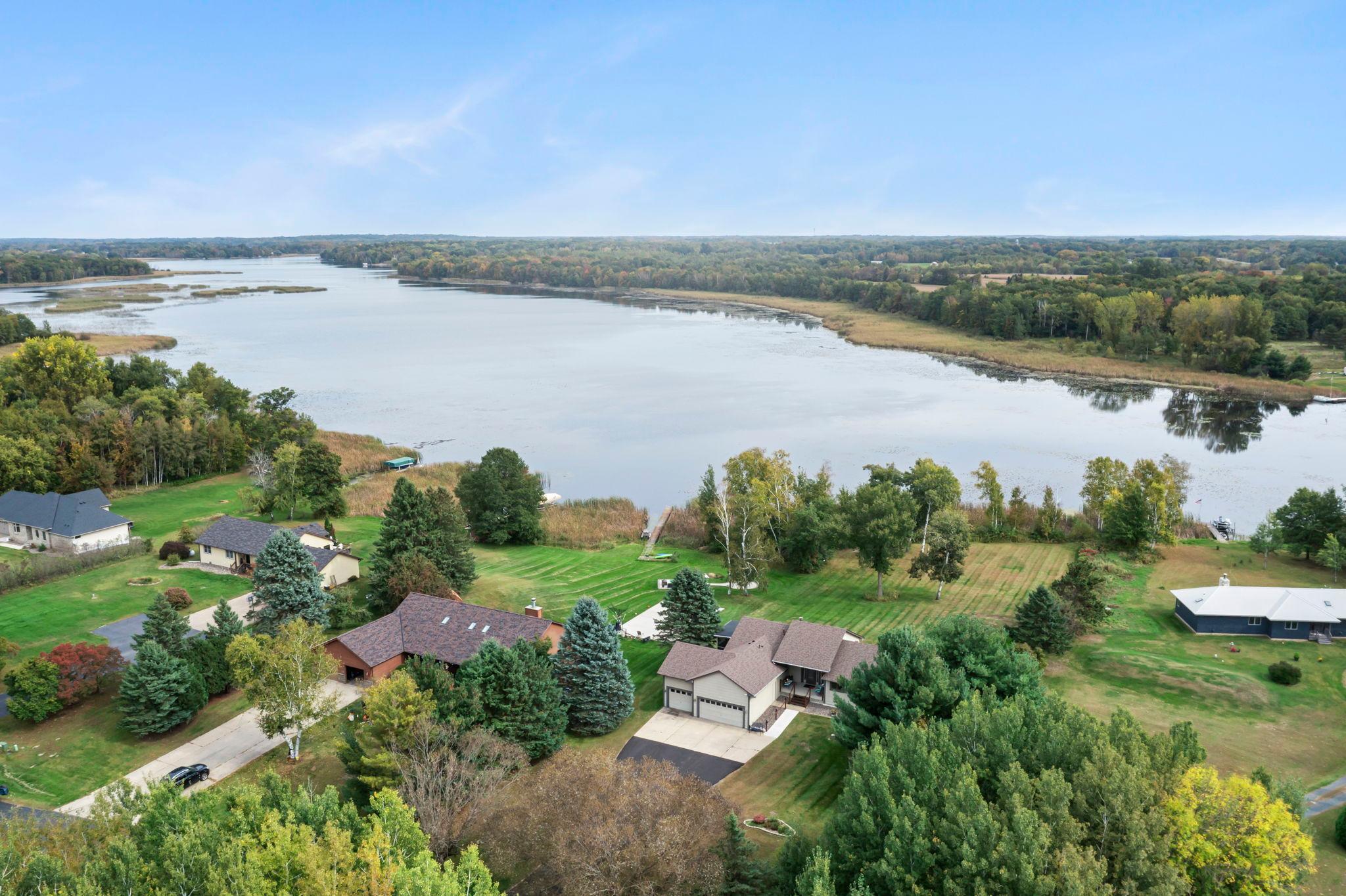 31883 Lakeway Drive NE