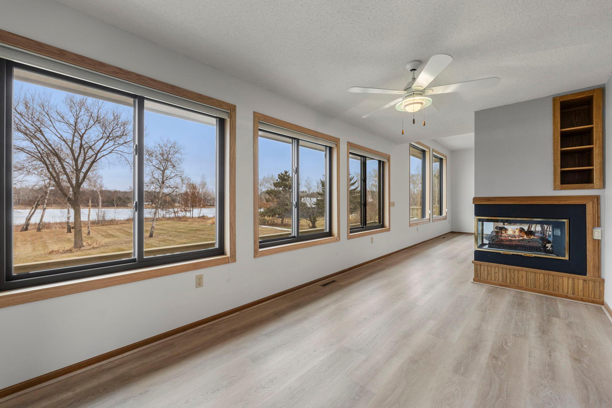 31883 Lakeway Drive NE