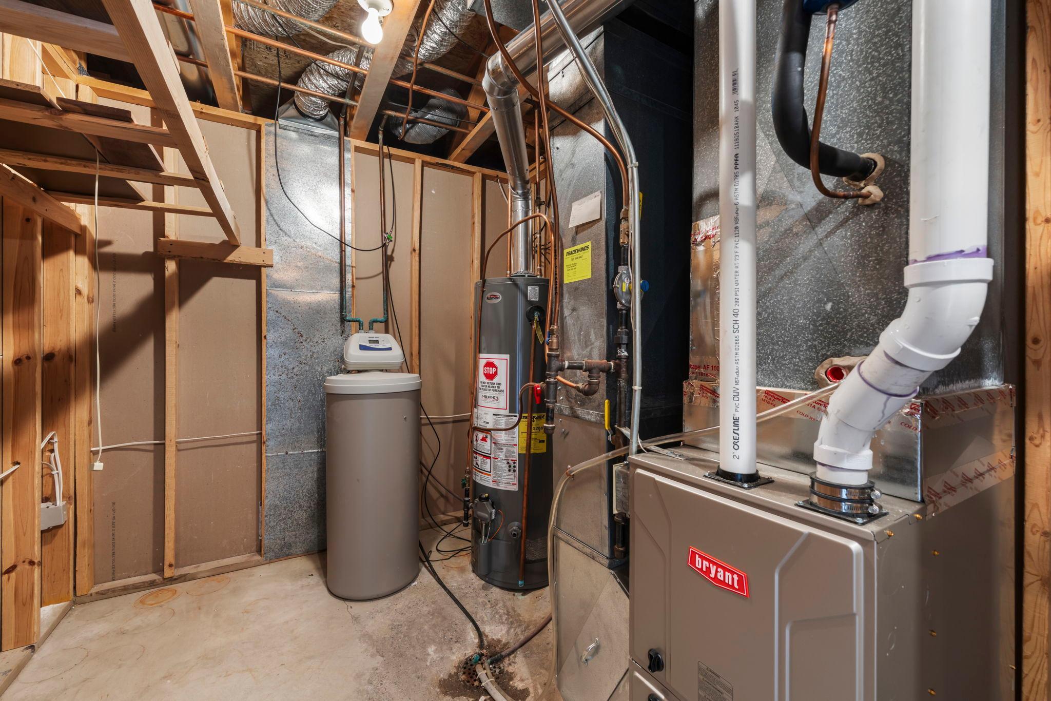 31883 Lakeway Drive NE