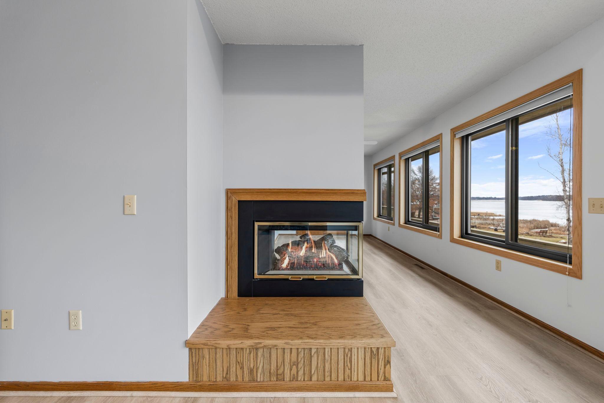 31883 Lakeway Drive NE