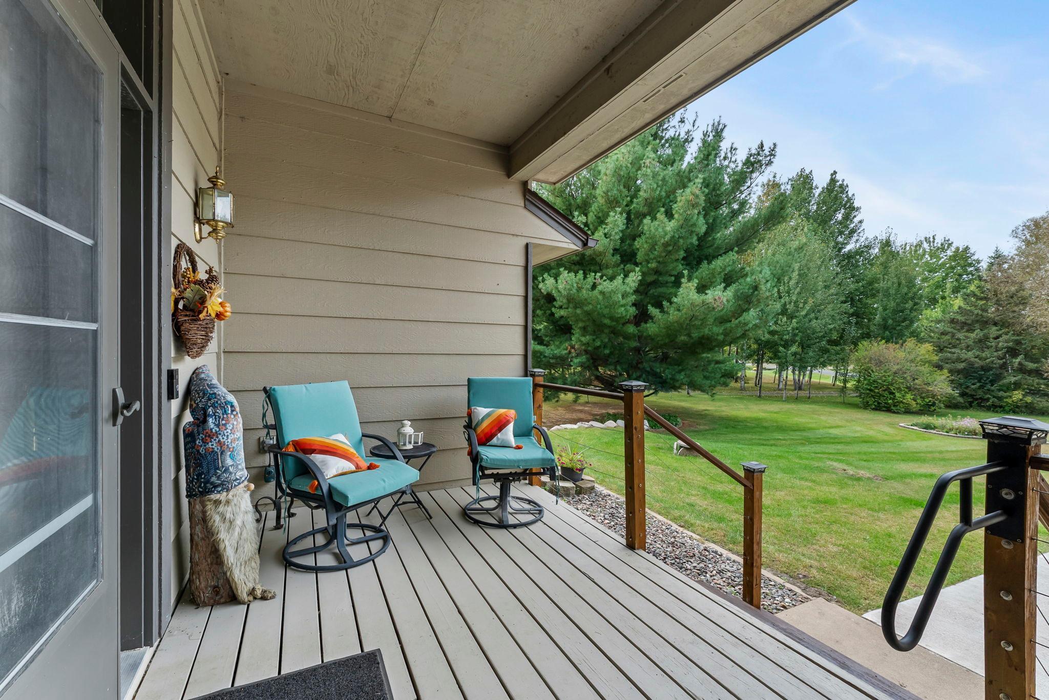 31883 Lakeway Drive NE