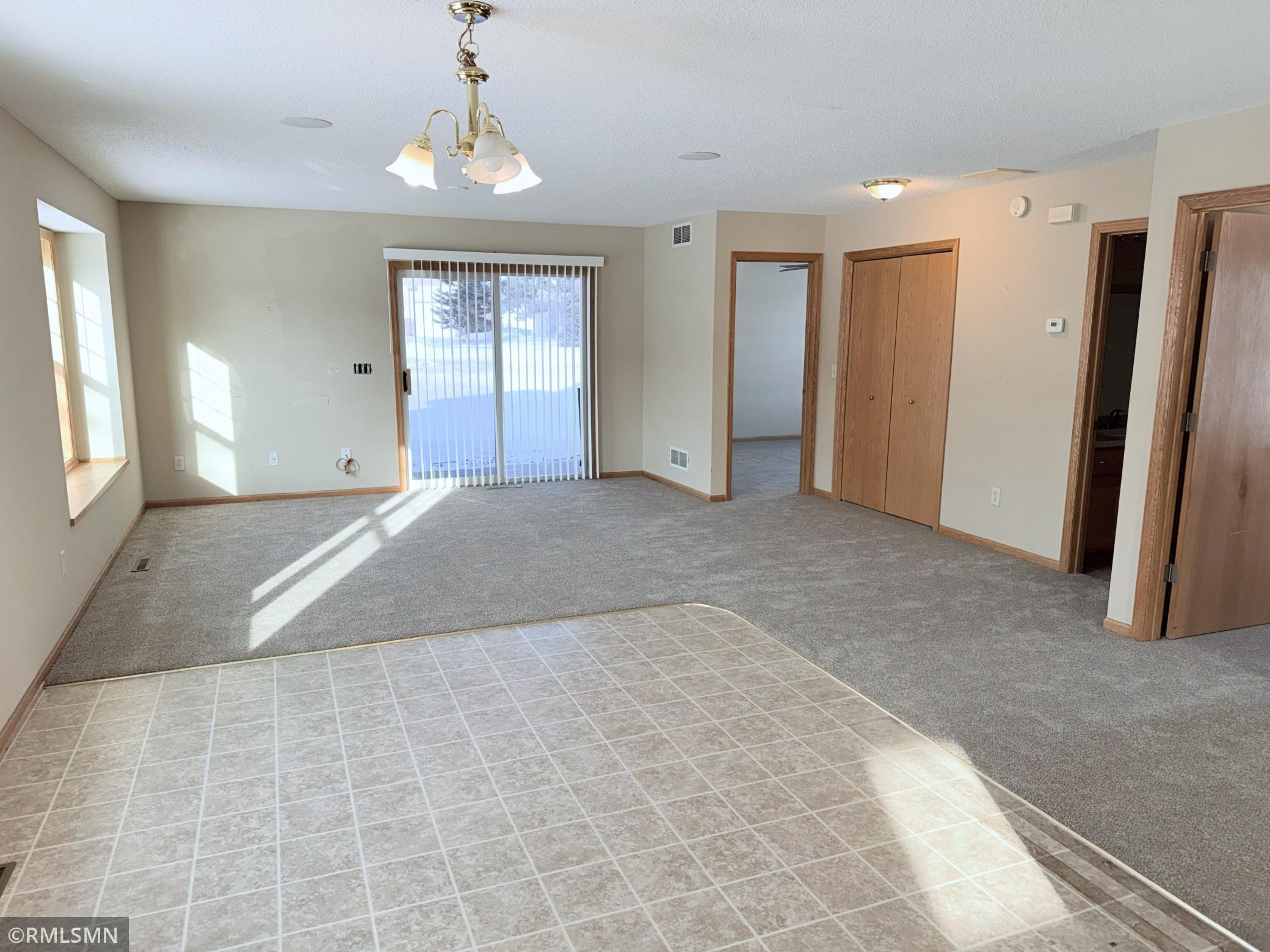 1008 Pleasant View Court NW
