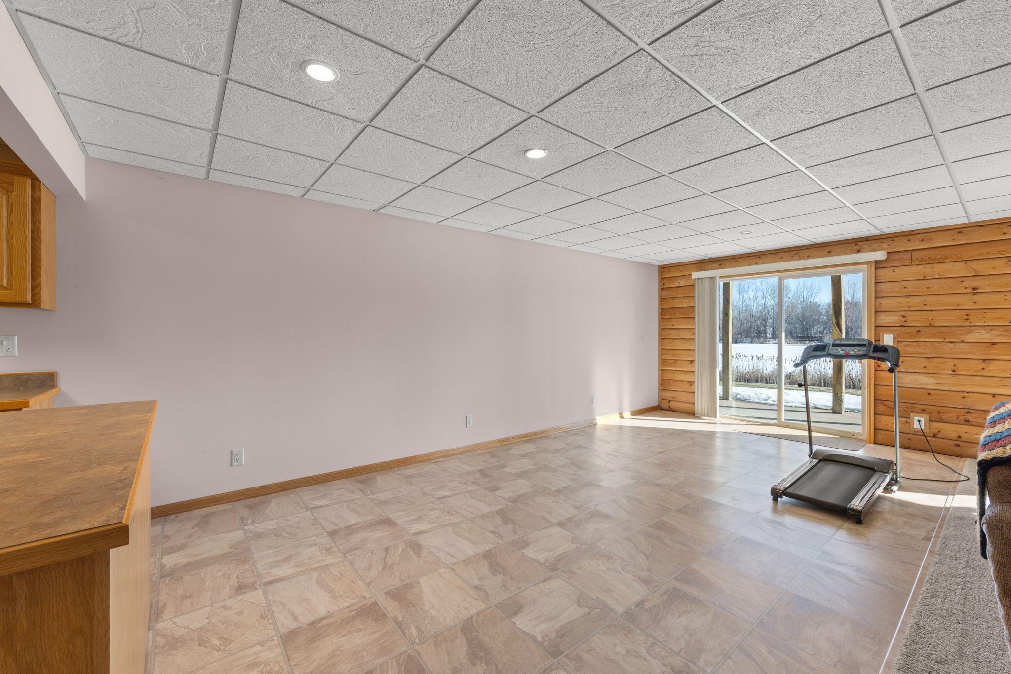 8755 Coral Sea Court NE