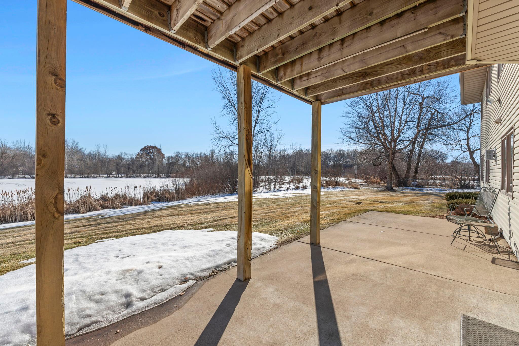 8755 Coral Sea Court NE