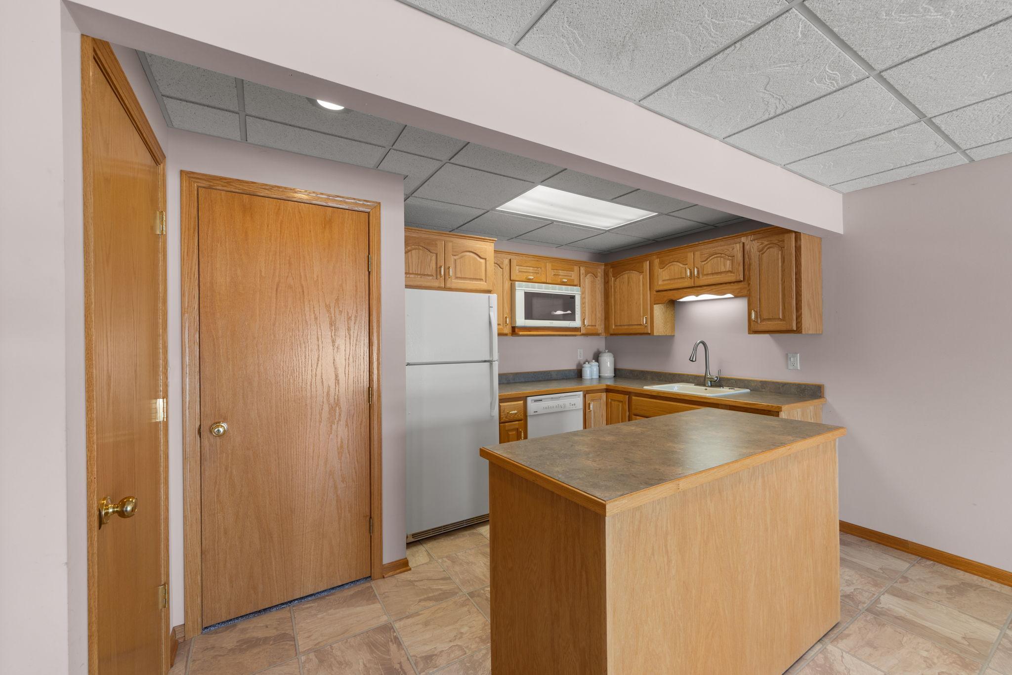 8755 Coral Sea Court NE