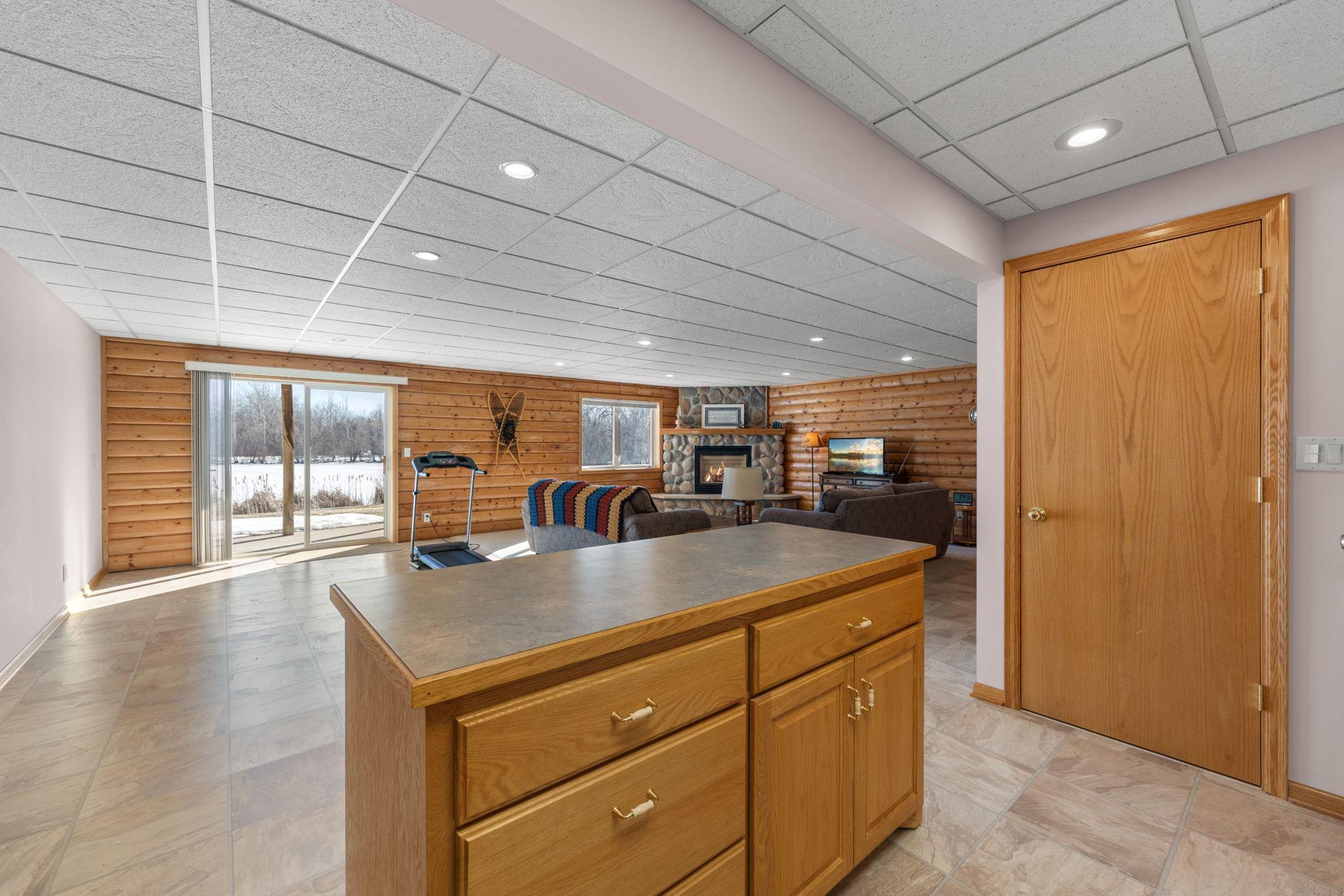 8755 Coral Sea Court NE