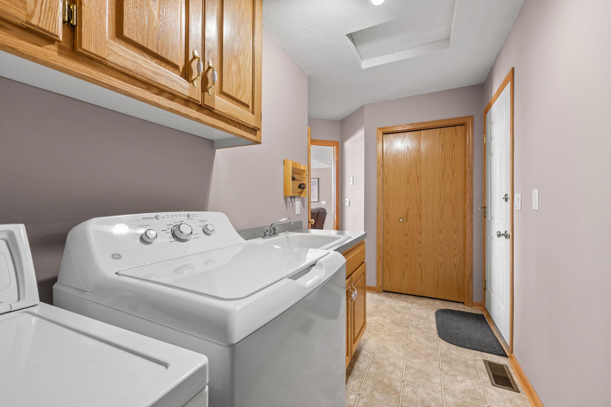 8755 Coral Sea Court NE