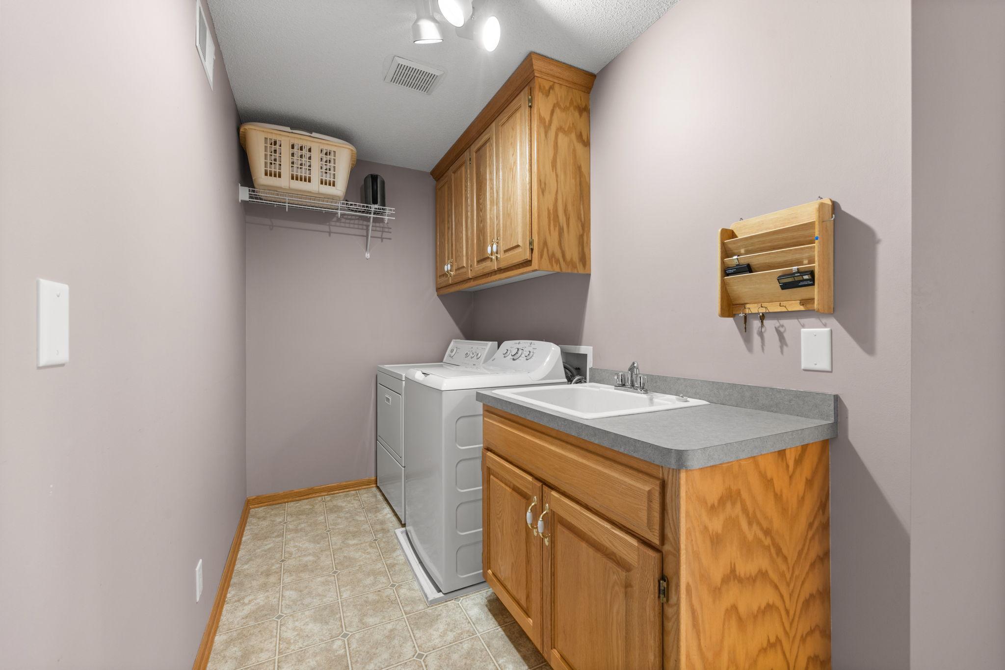 8755 Coral Sea Court NE