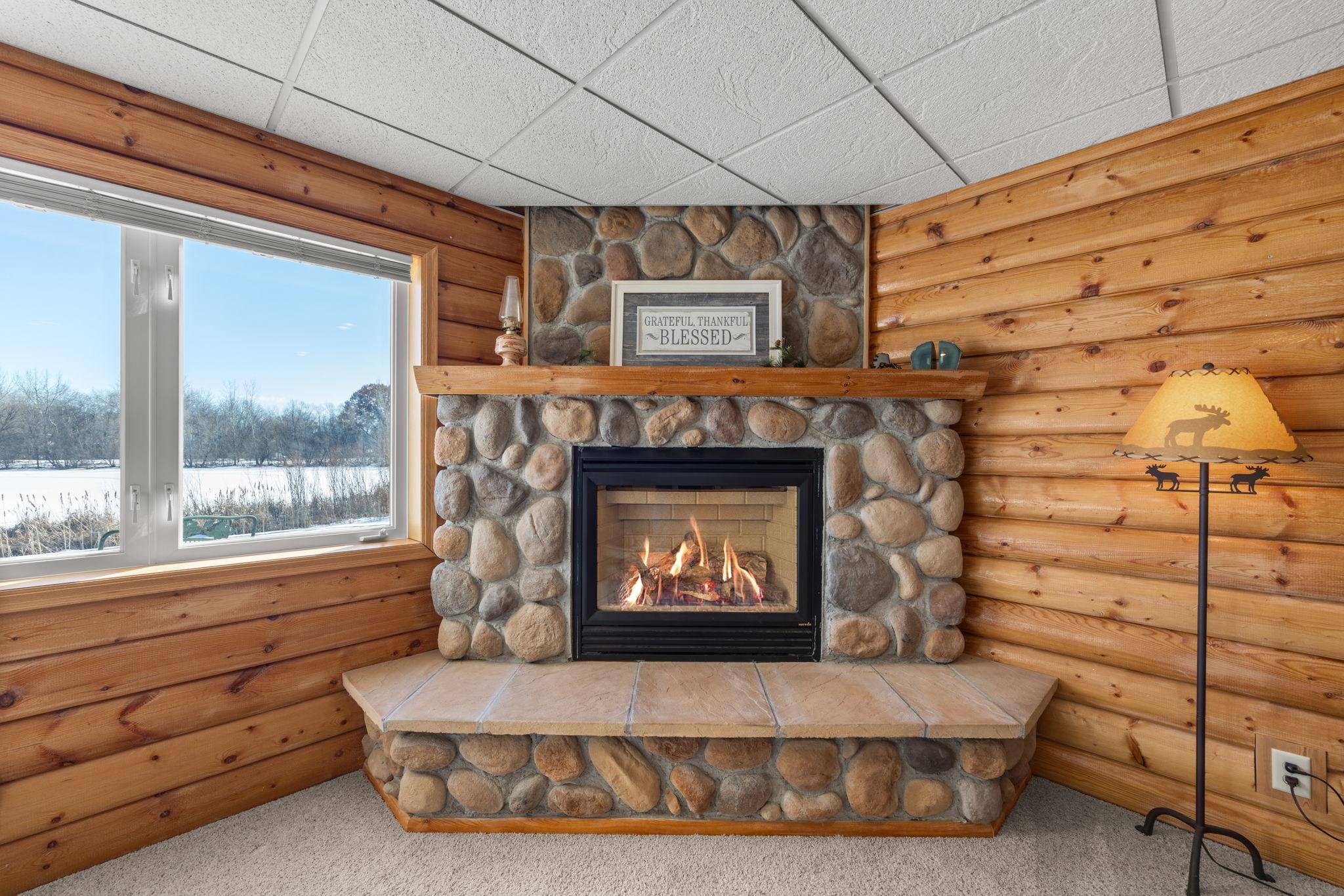 8755 Coral Sea Court NE