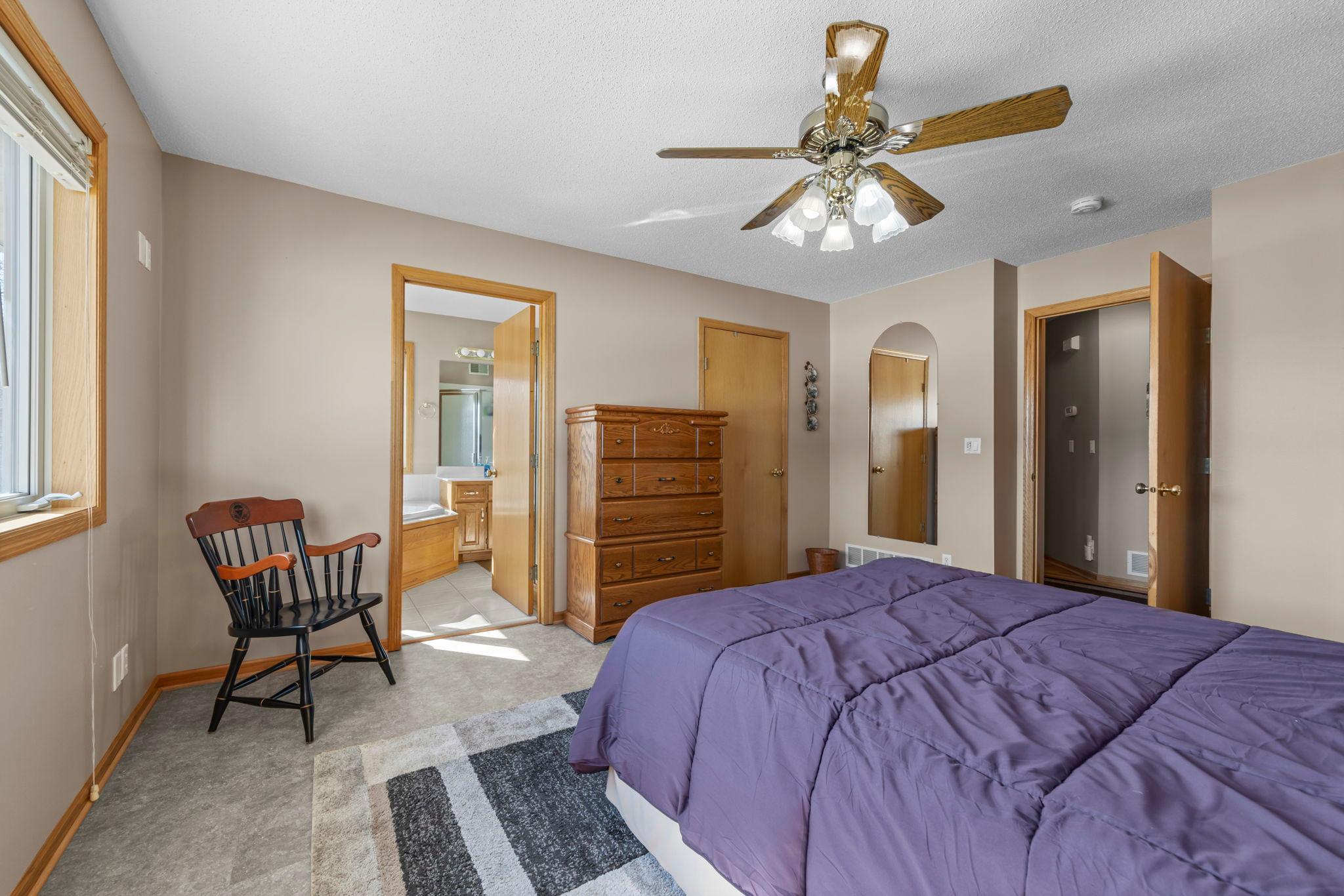 8755 Coral Sea Court NE