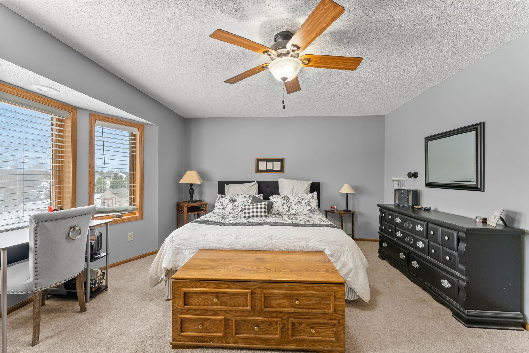 33584 Washington Street NE