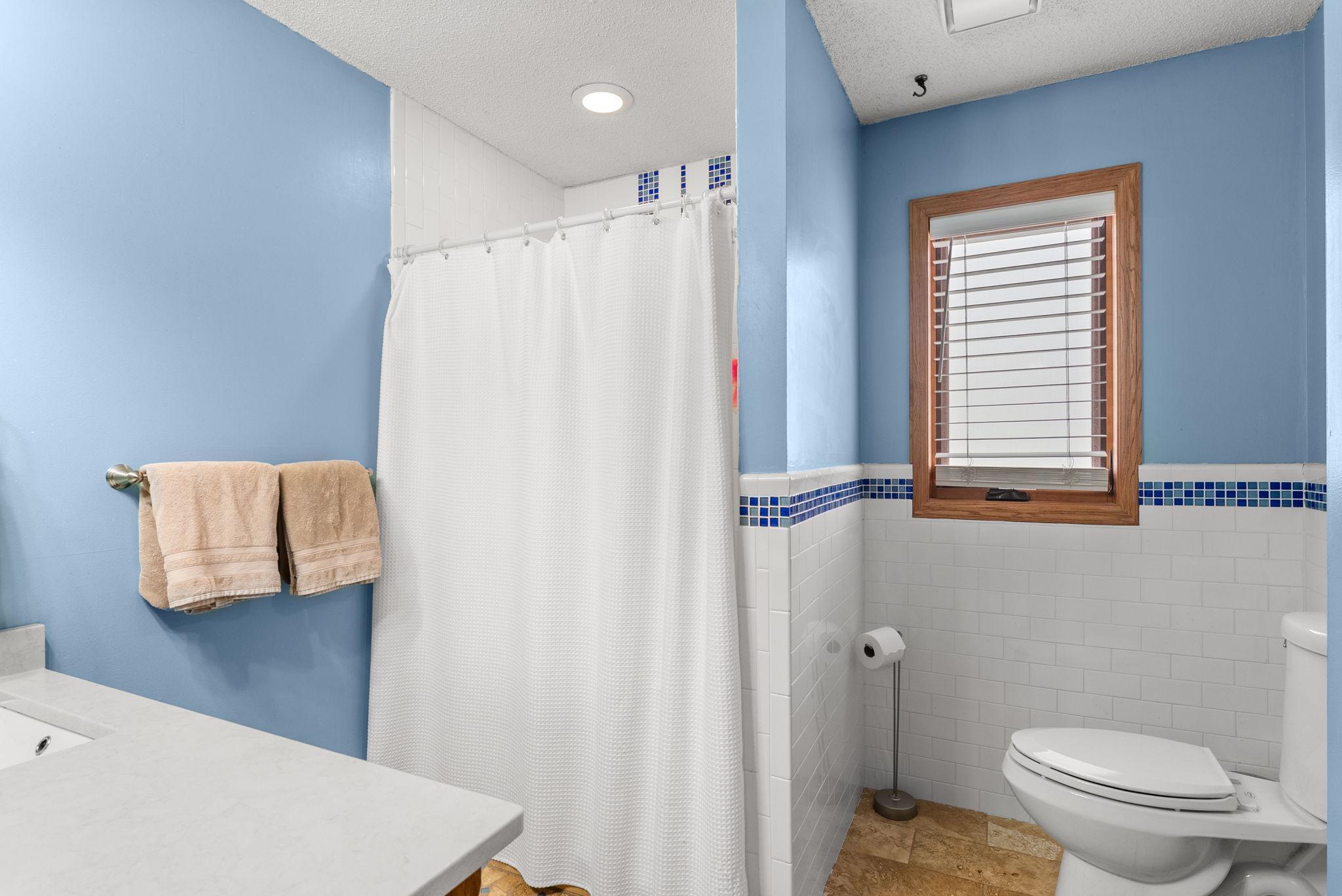 33584 Washington Street NE