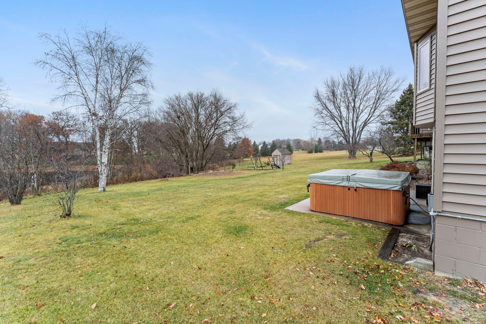 33584 Washington Street NE