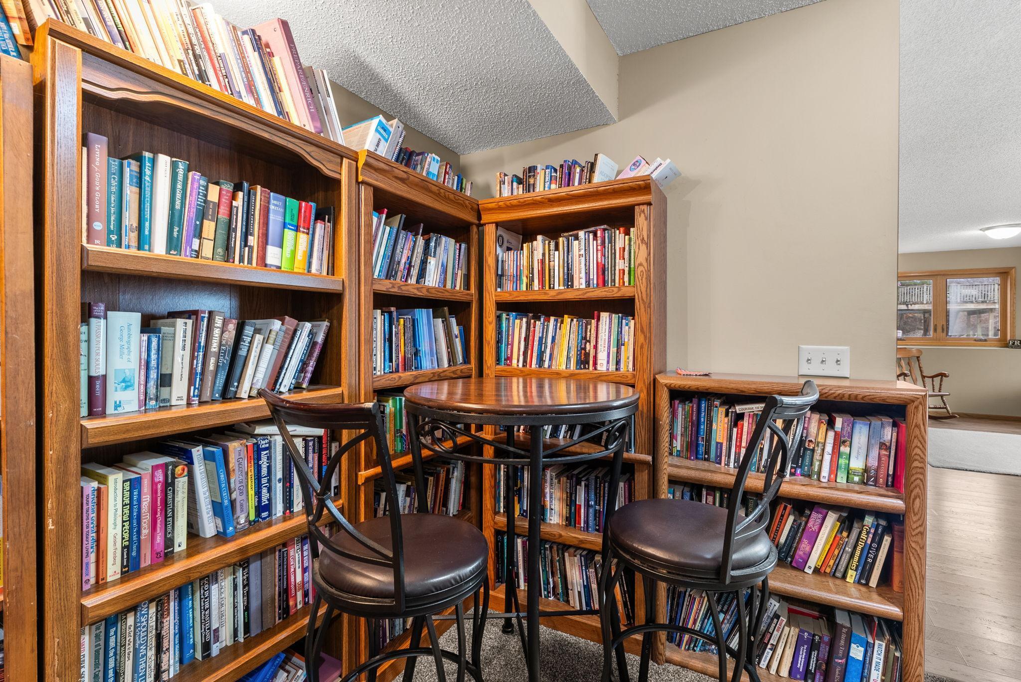 33584 Washington Street NE