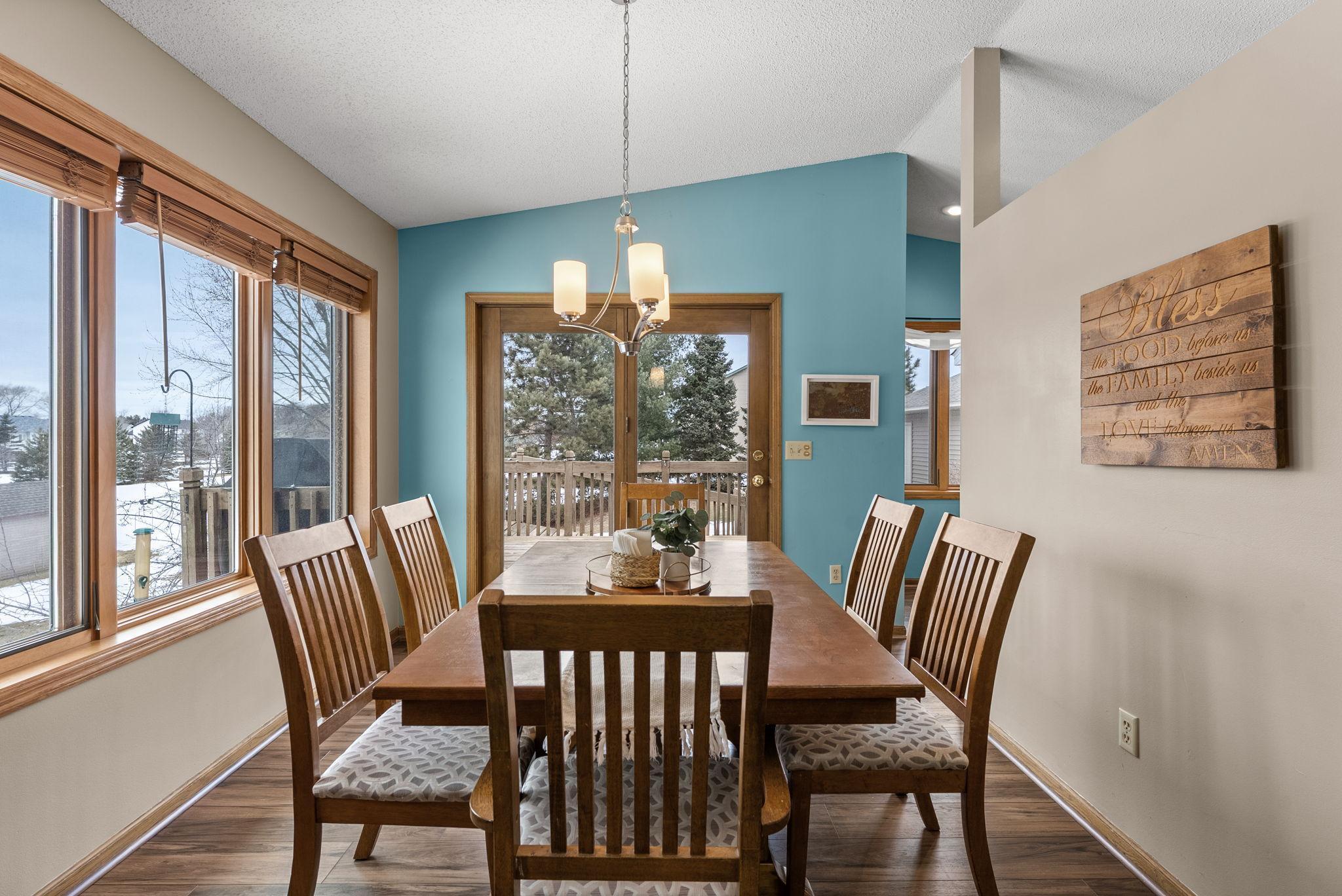 33584 Washington Street NE