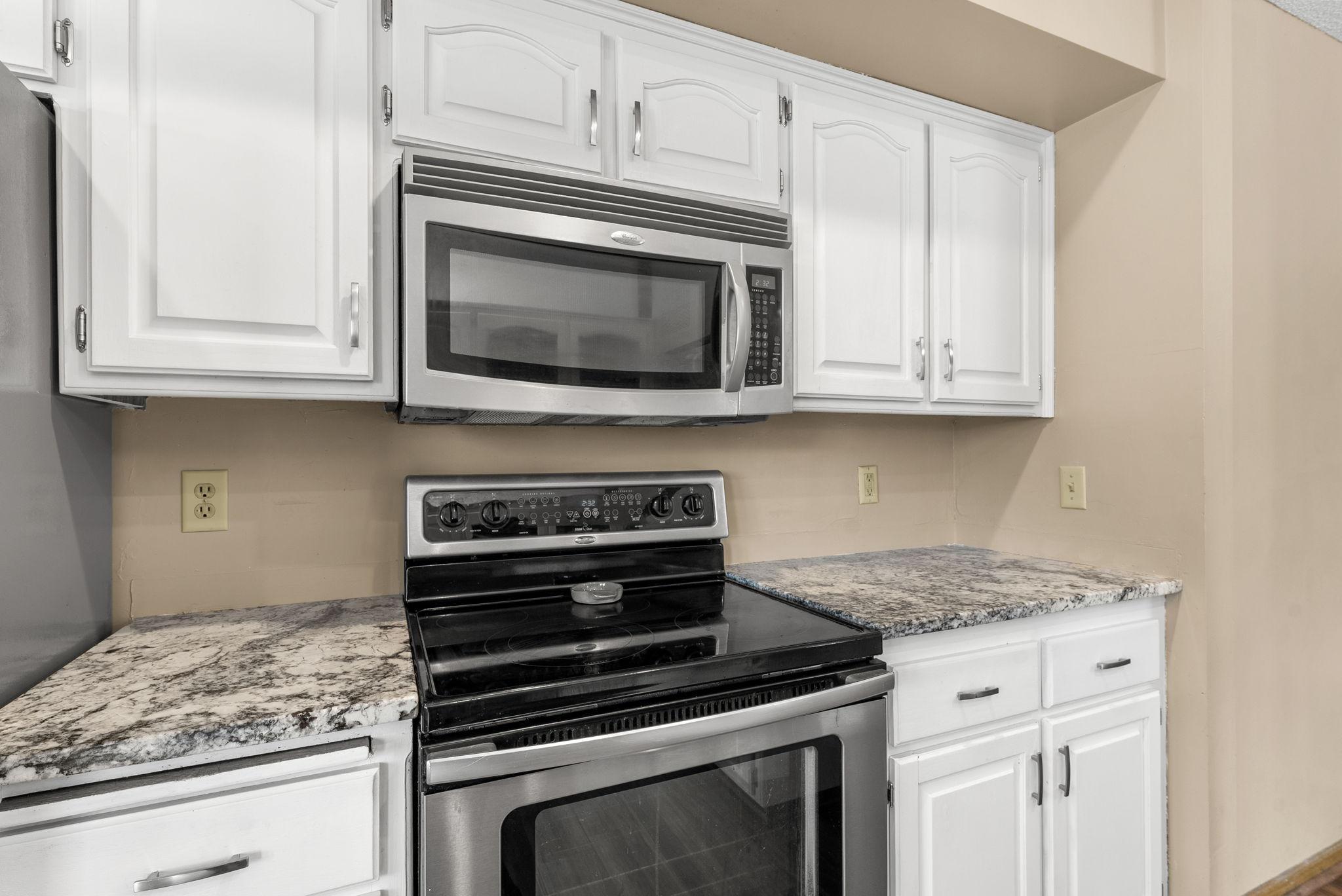 33584 Washington Street NE