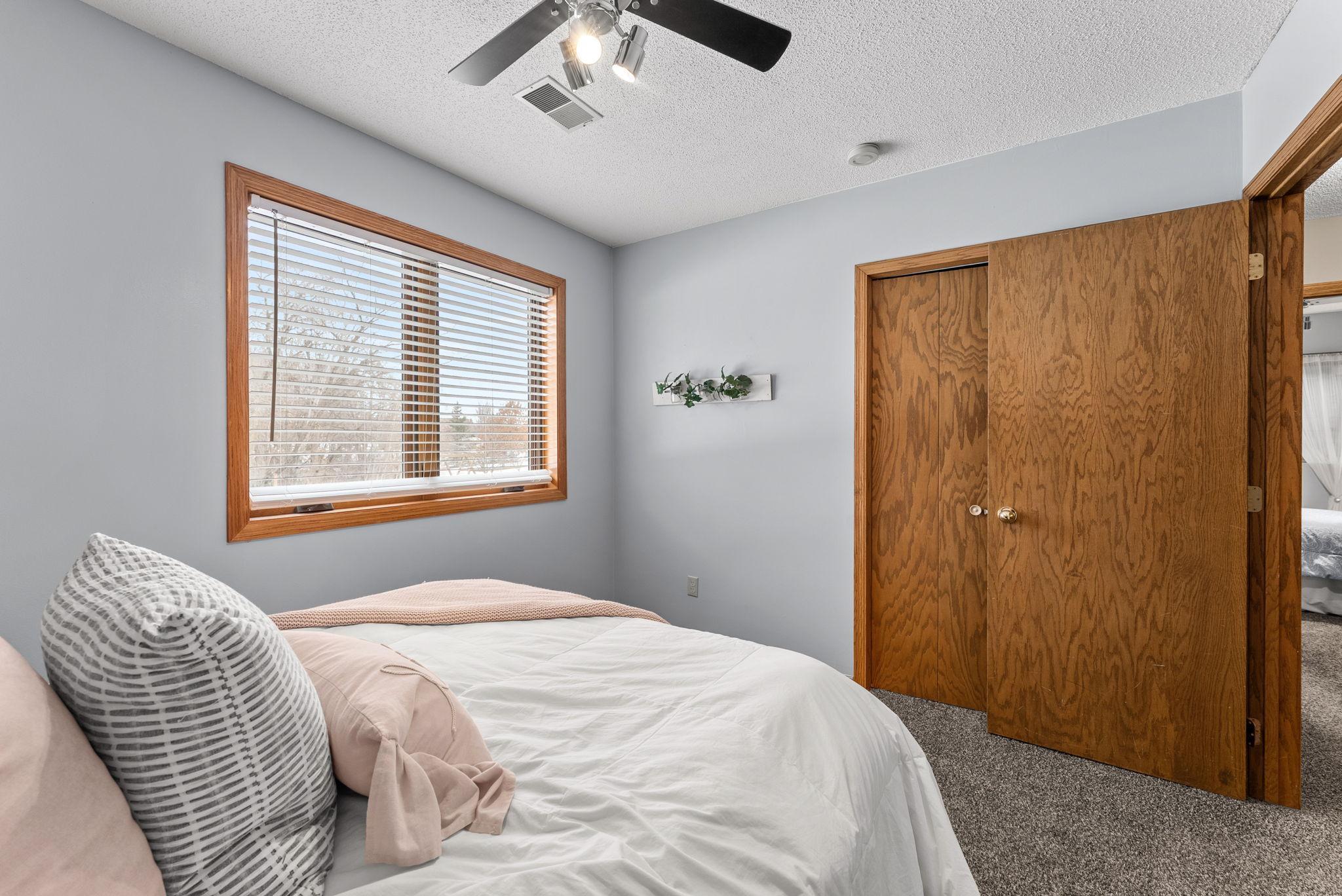 33584 Washington Street NE