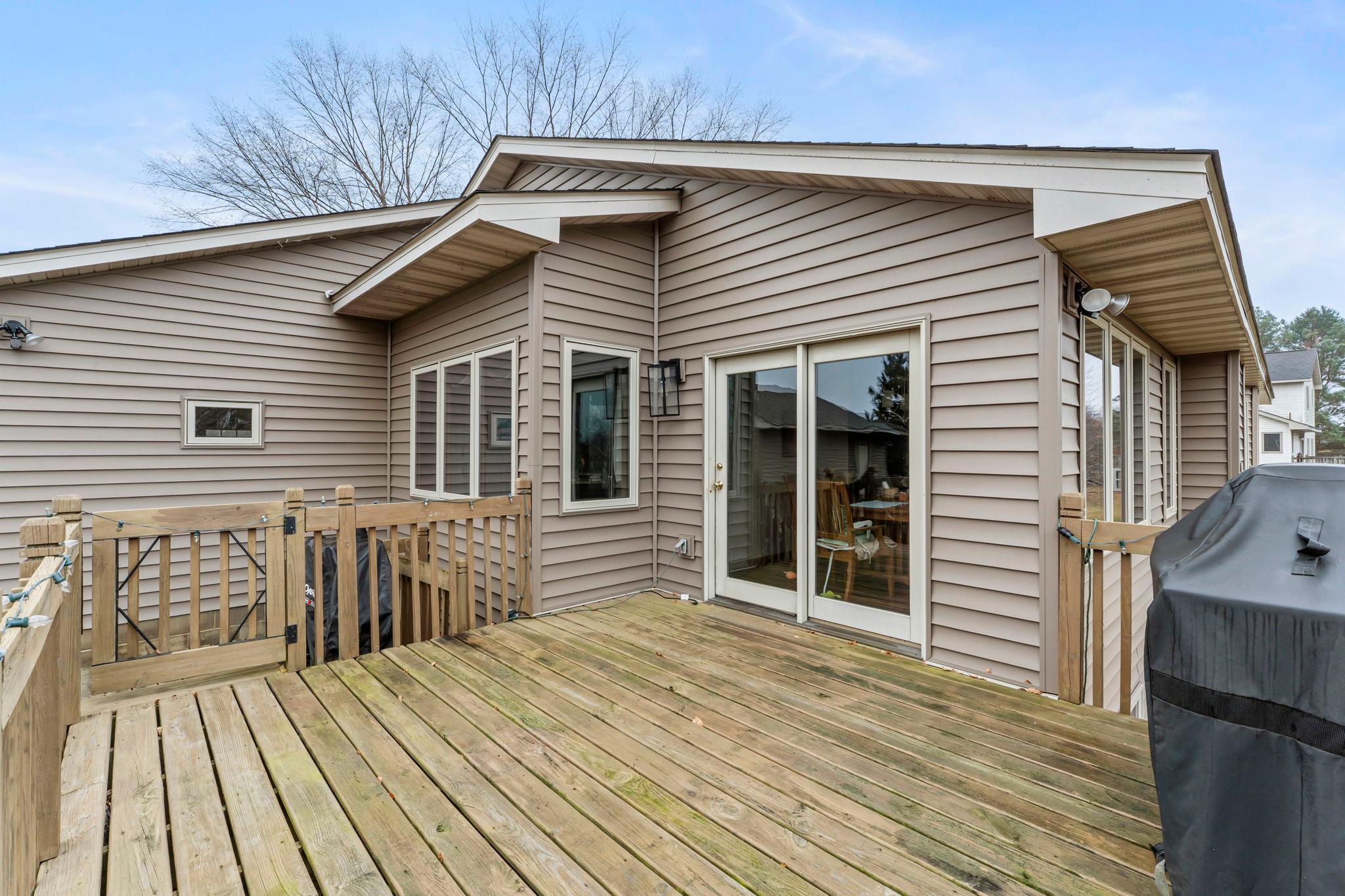 33584 Washington Street NE