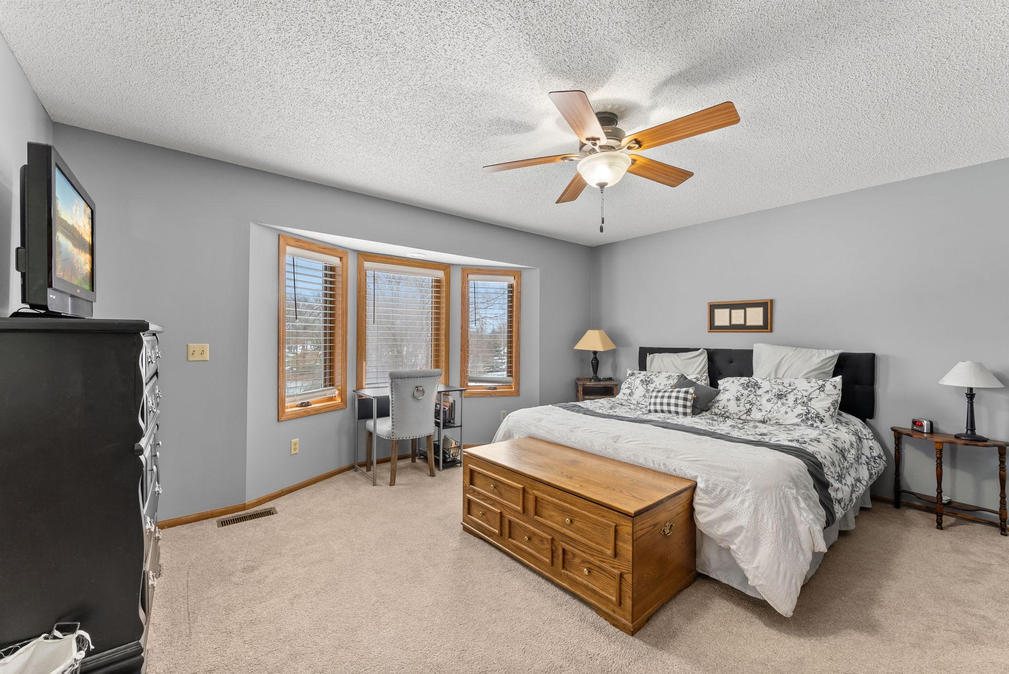 33584 Washington Street NE